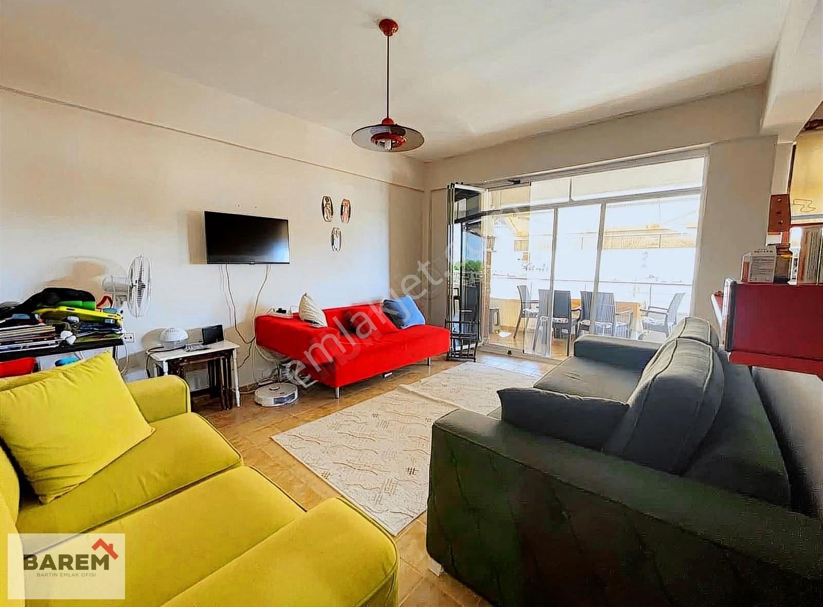 Inkum Solda,deniz Manzaralı,2+1,90m2