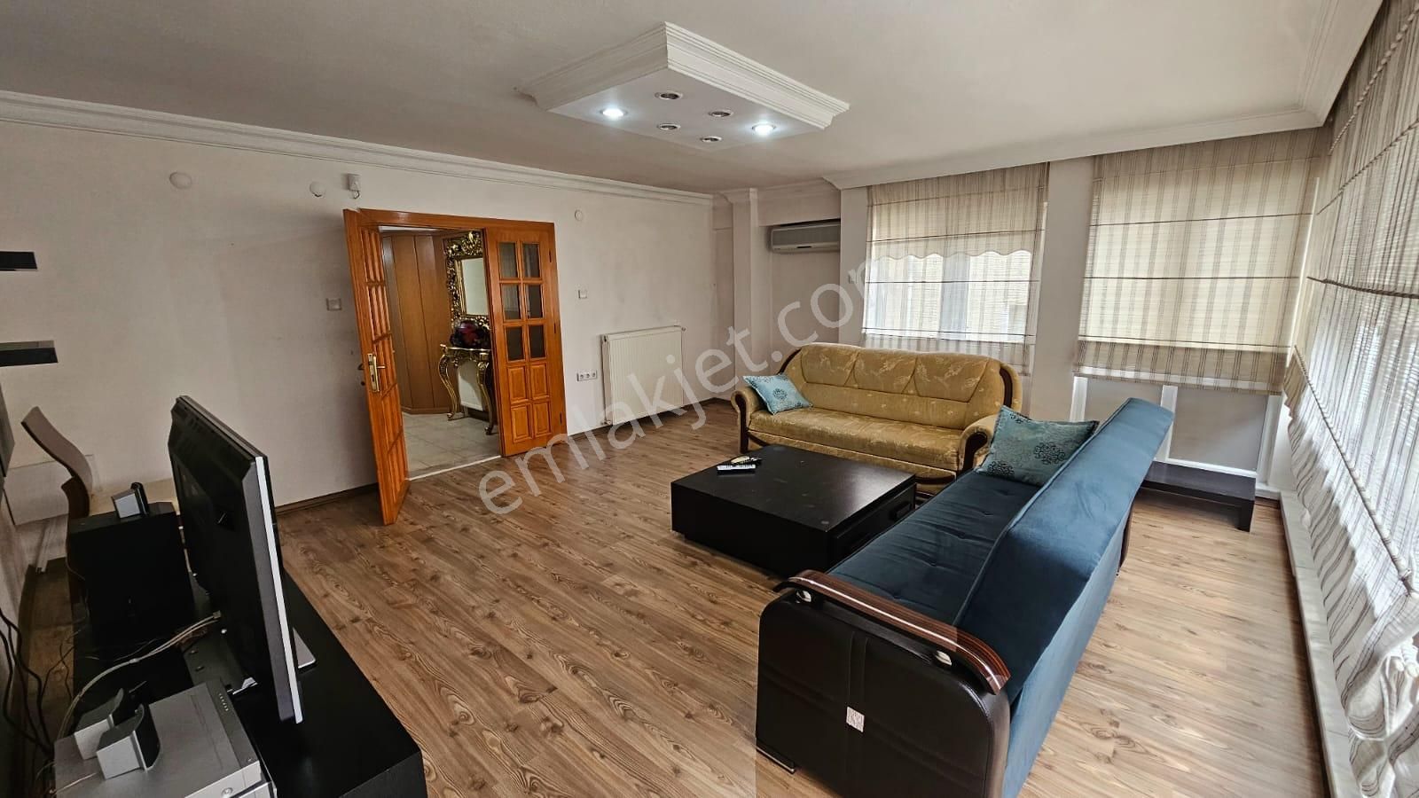 Arel'den Maltepe Özveren'de 1.katta Geniş Mutfaklı Ön Cephe 2+1 Eşyalı Daire