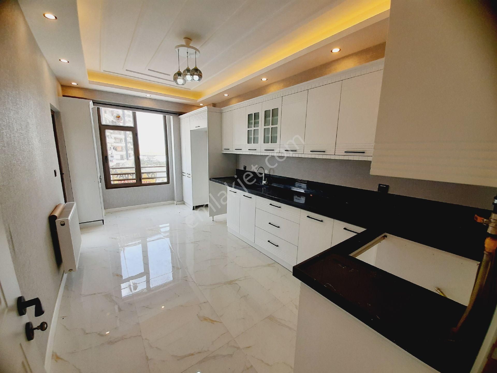 Karaköprü Seyrantepede Satılık Lüx Full 3+1 Sıfır Daire