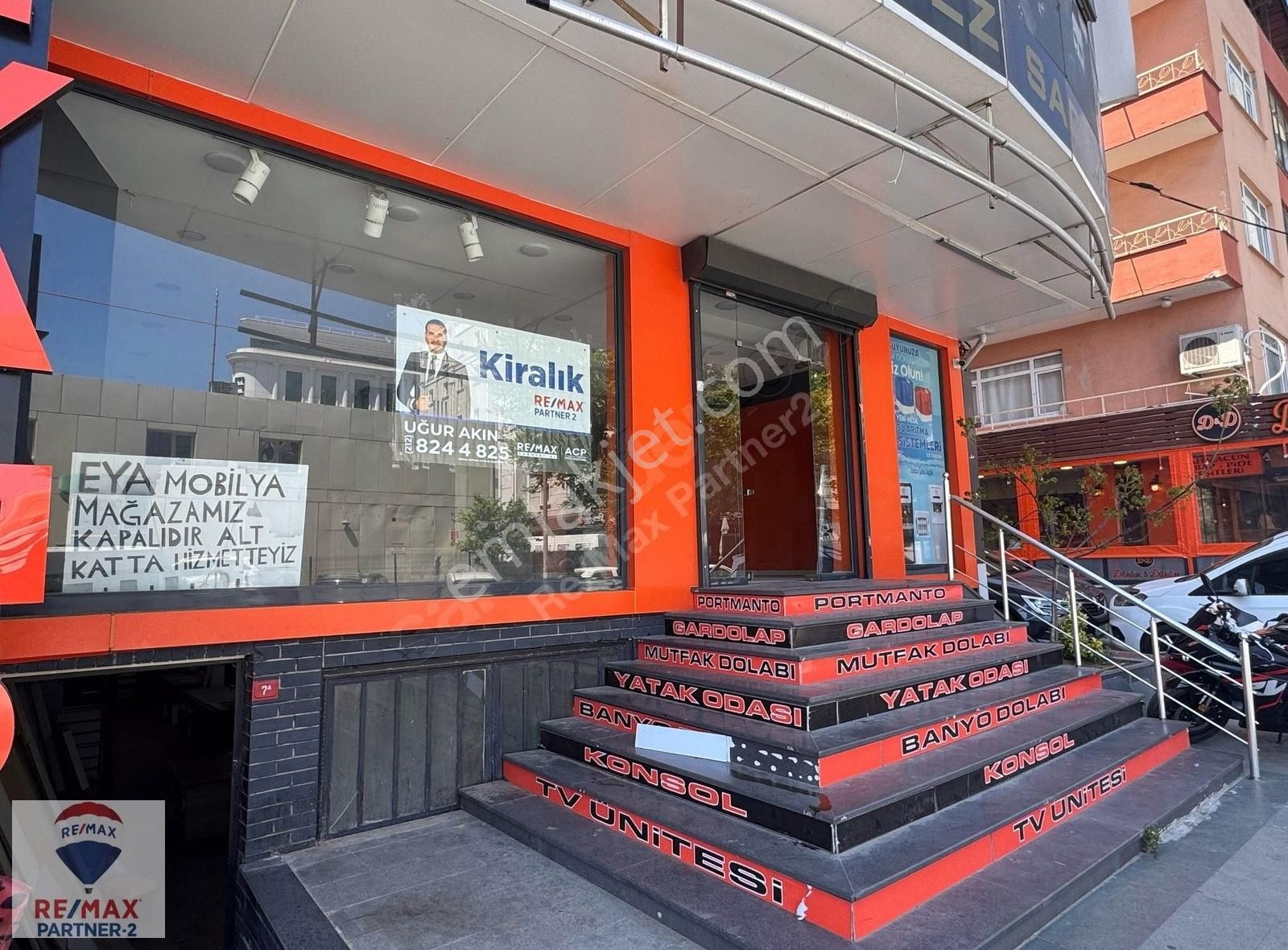 E5 Yanyol Üzeri Metrobüse 1 Dk Kiralık 300m² Dükkan