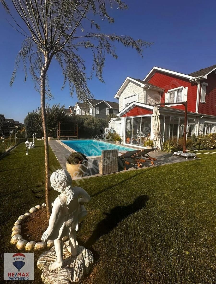 Göl Konakları Çok Özel Villa Havuzlu Tadilatlı Müstakil