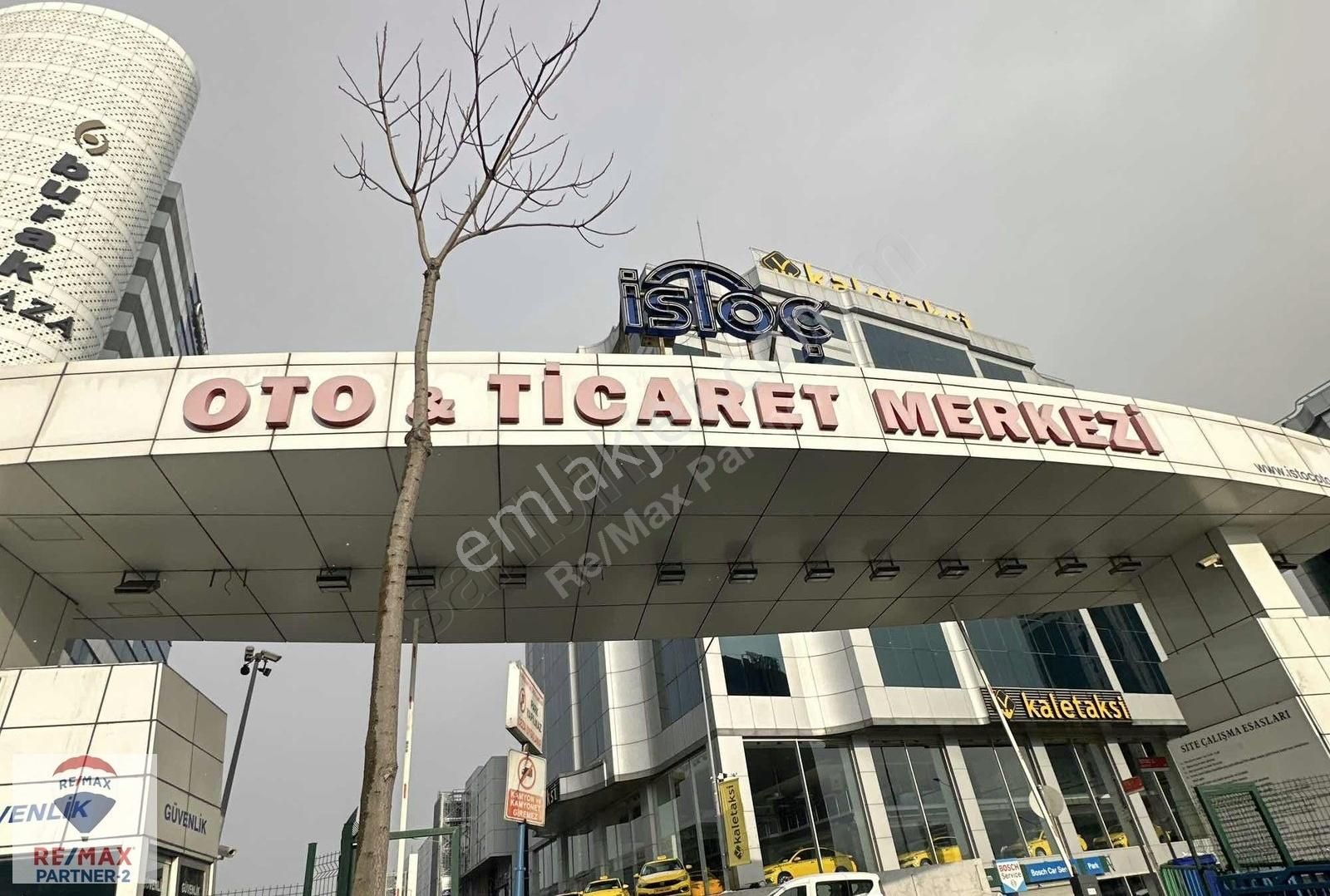 İstoç Oto Ticaret Merkezi Burak Plazada Prestijli Satılık Ofis