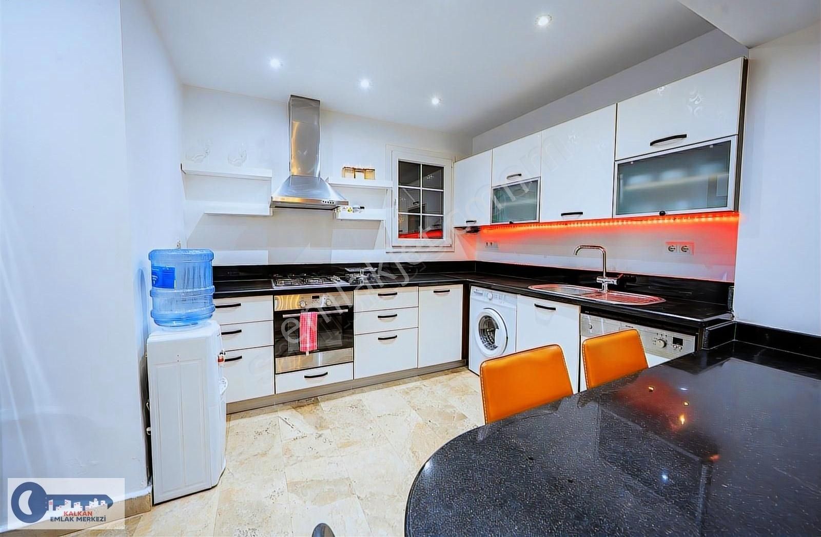 Kalkan'da Özel Havuzlu İmarlı (4+1) Belgeli Tripleks Villa - Görsel 19