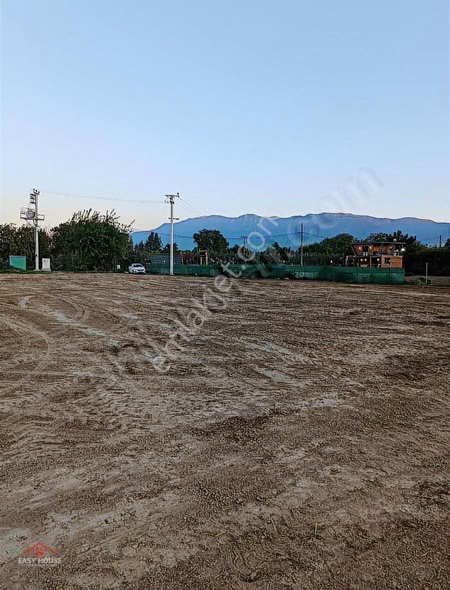 Çukurca Sukaypark Arkası Yola 40 Metre Cepheli Kiralık Arsa