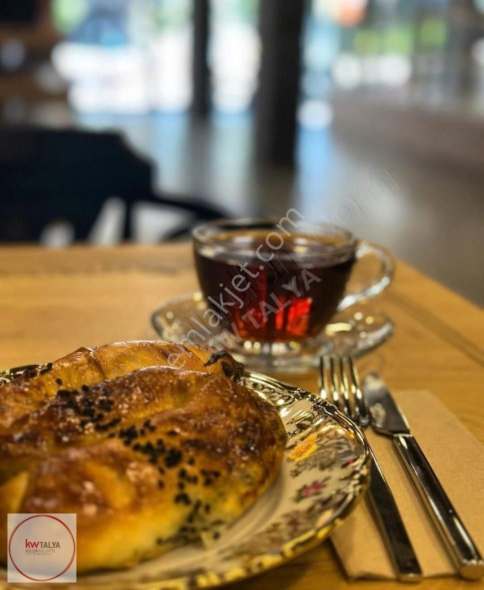 Antalya Lara'da Merkezi Konumda Devren Kiralık Kafe