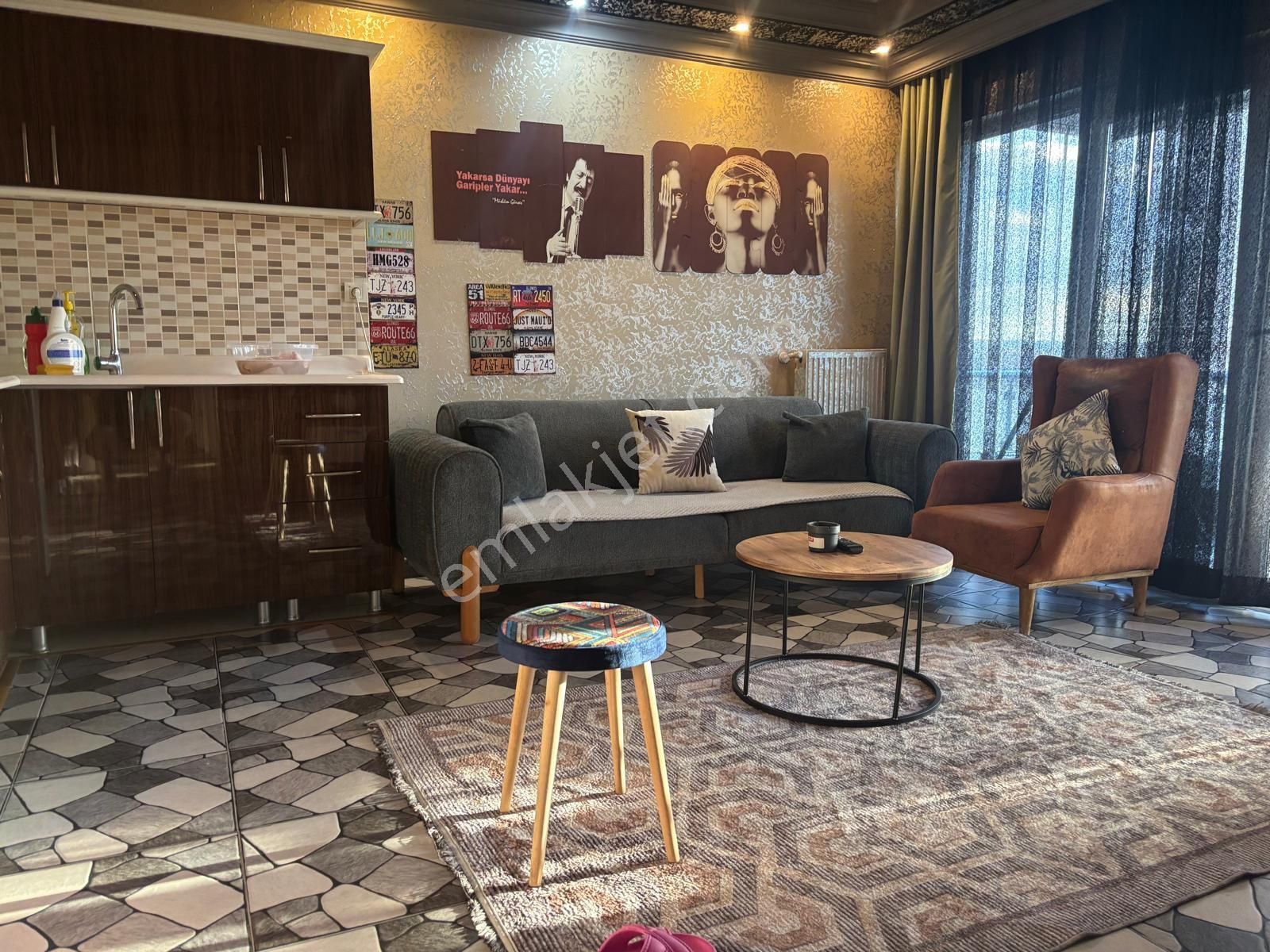 Gimsa Yanı Süper Konumda 1+1 Full Yapılı Eşyalı Klimalı Ayaş Yolu Cephe