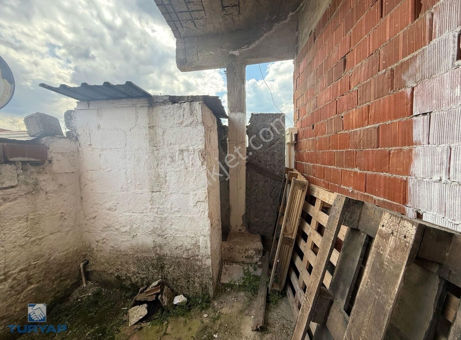 Çanakkale Karabiga Zeytinlik 444 M2 Arsa Ve 3 Odalı Betonarme Ev - Görsel 9