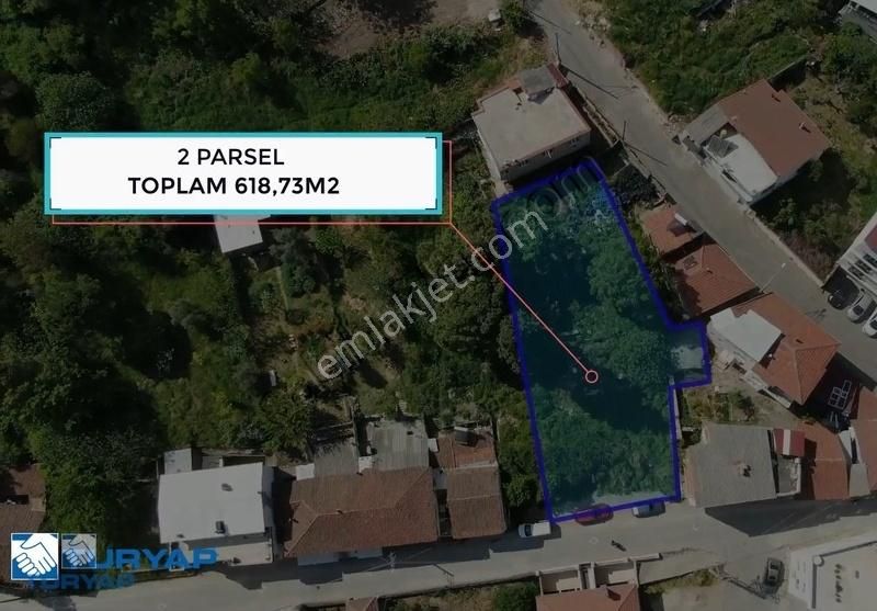 Biga Cumhuriyet Mah. Bitişik Nizam 3 Kat İmarlı Satılık Arsalar