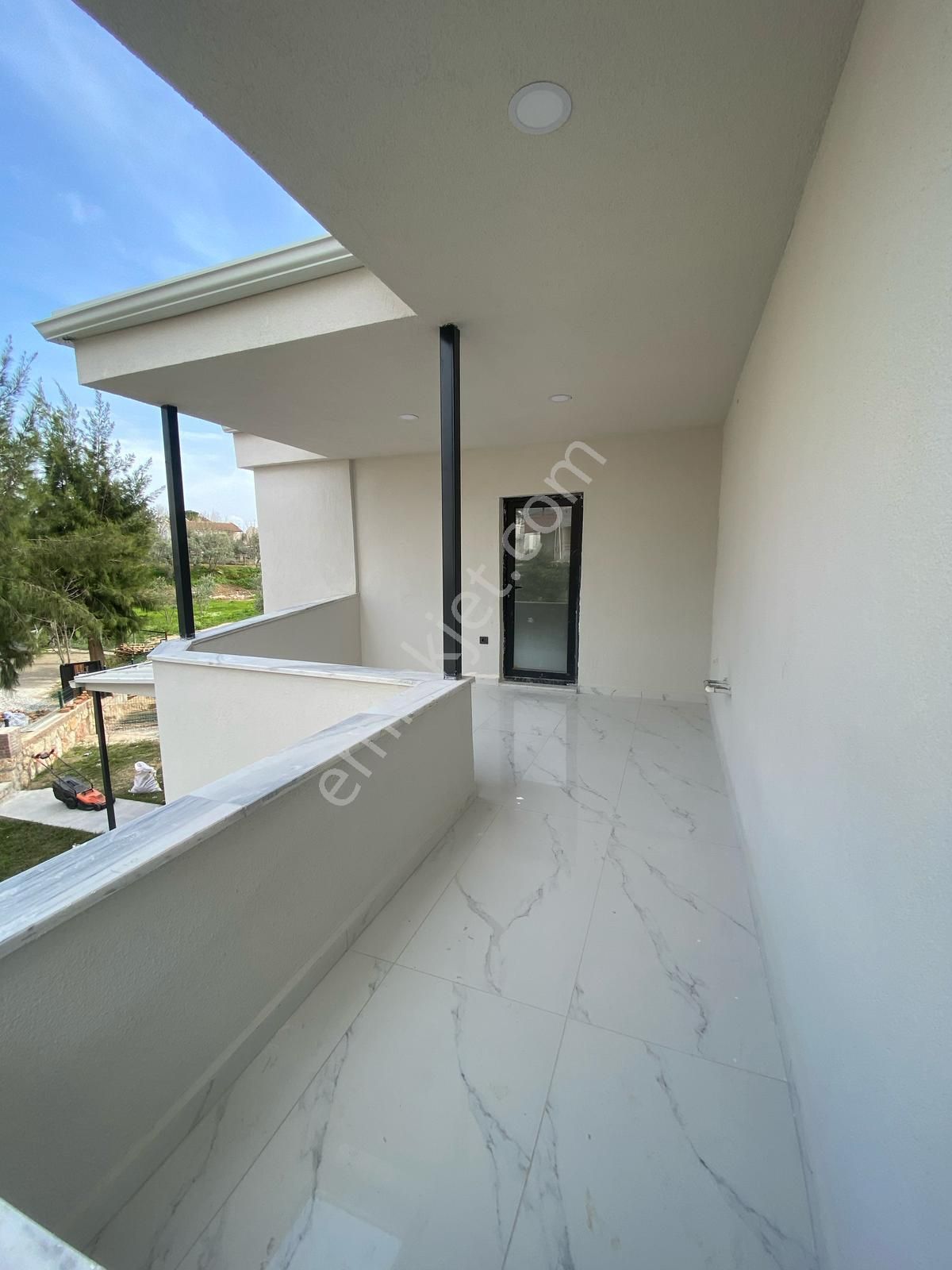 Aydın Didim Fevzipaşa Satılık Denize 600 M. Müstakil Girişli Bahçeli 4+1 Sıfır Villa - Görsel 12