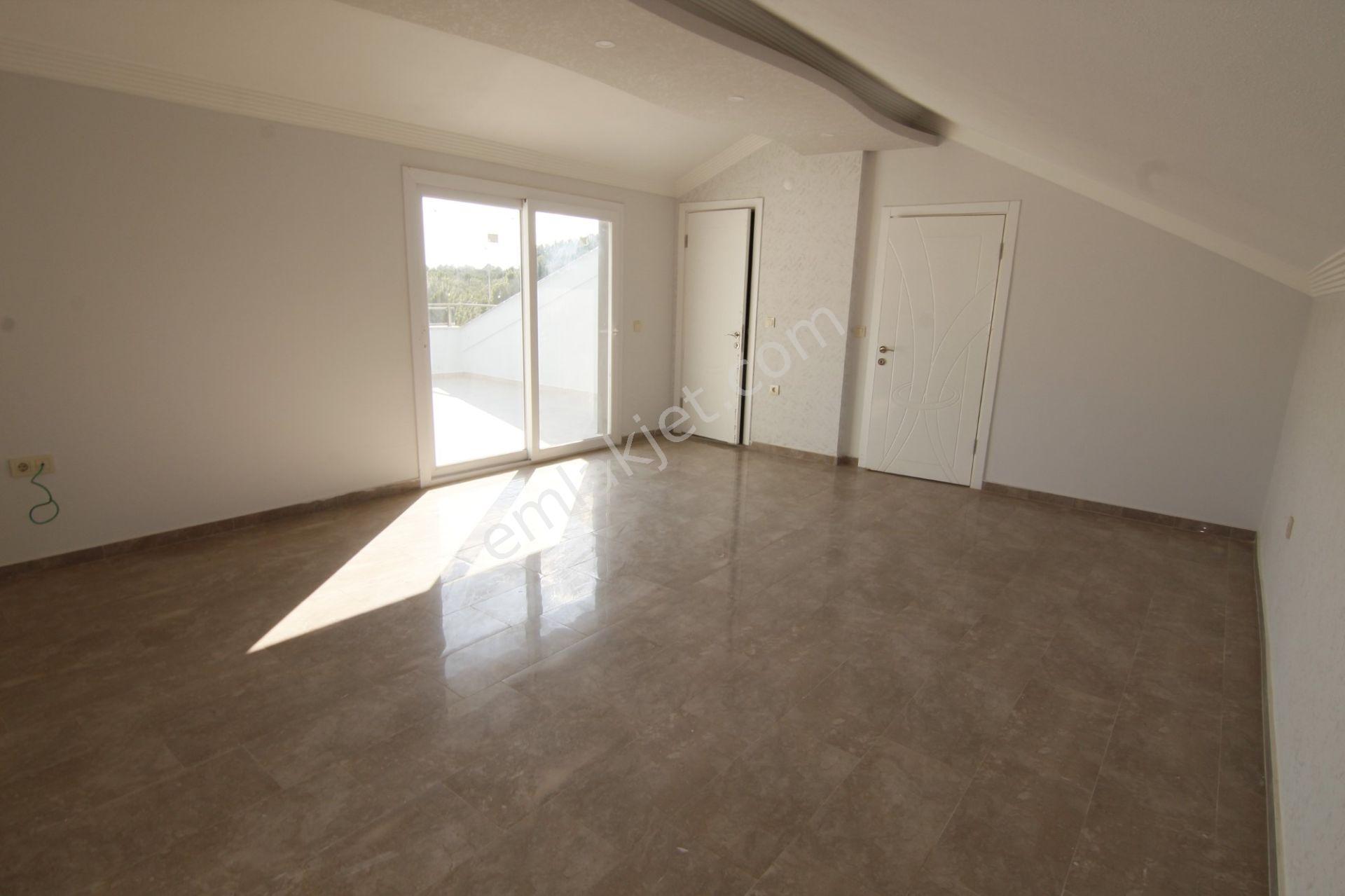 Didim'in En Geniş 4+1 Villası Denize 500 Metre - Görsel 28
