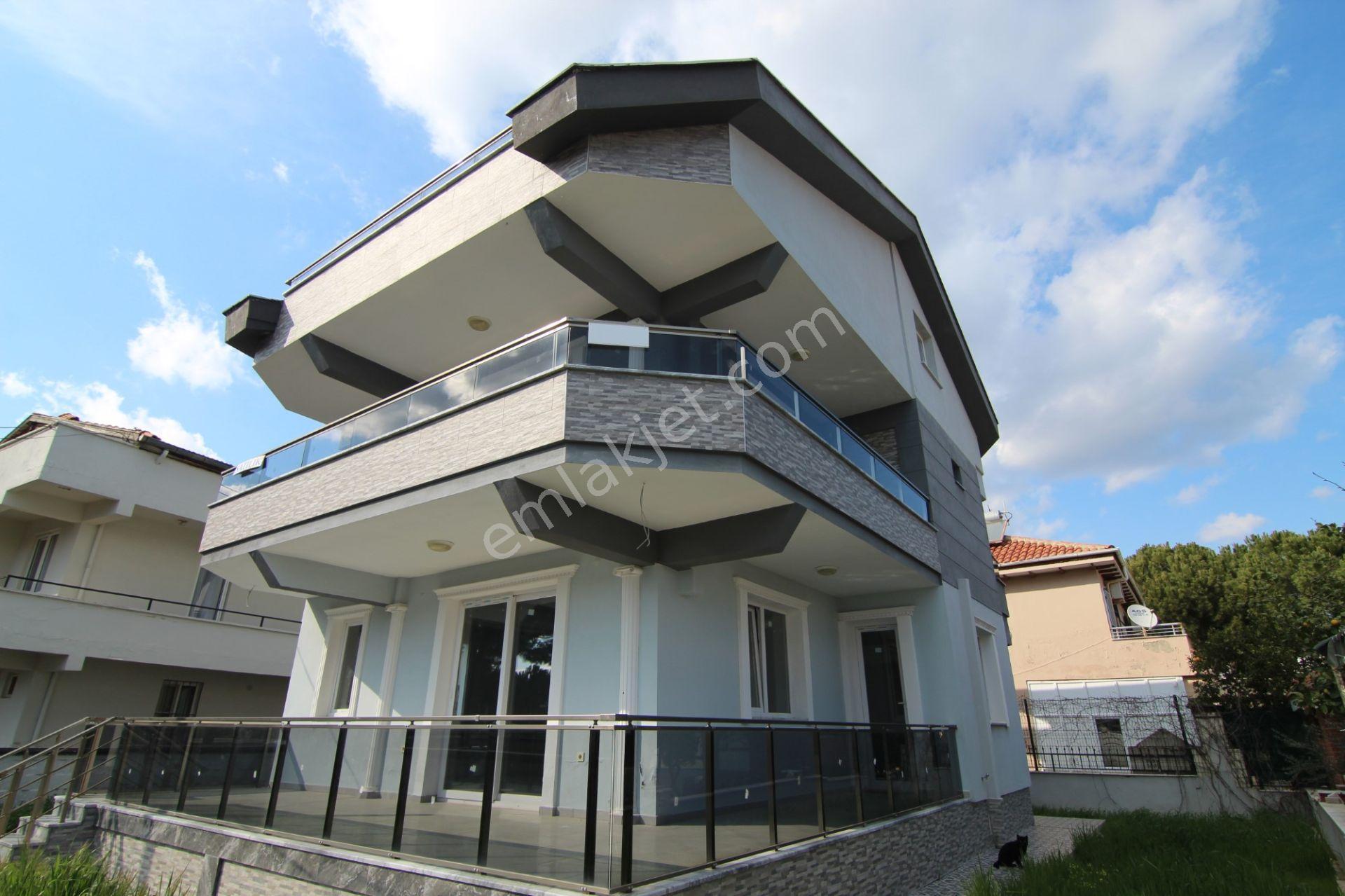 Didim'in En Geniş 4+1 Villası Denize 500 Metre - Görsel 8