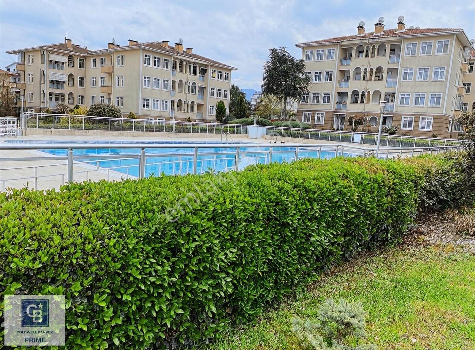 Kullar Kardelen Sitesinde Yenilenmiş Özel Saunalı Ferah Daire