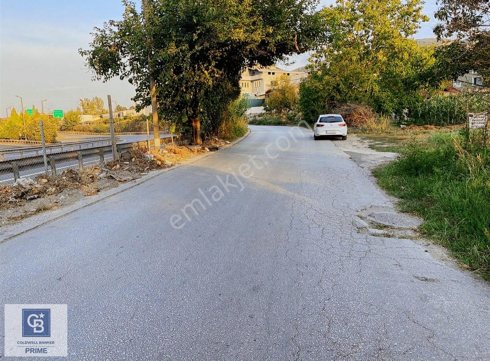 Sapanca Güldibi Mahallesinde Satılık Villa İmarlı Arsa