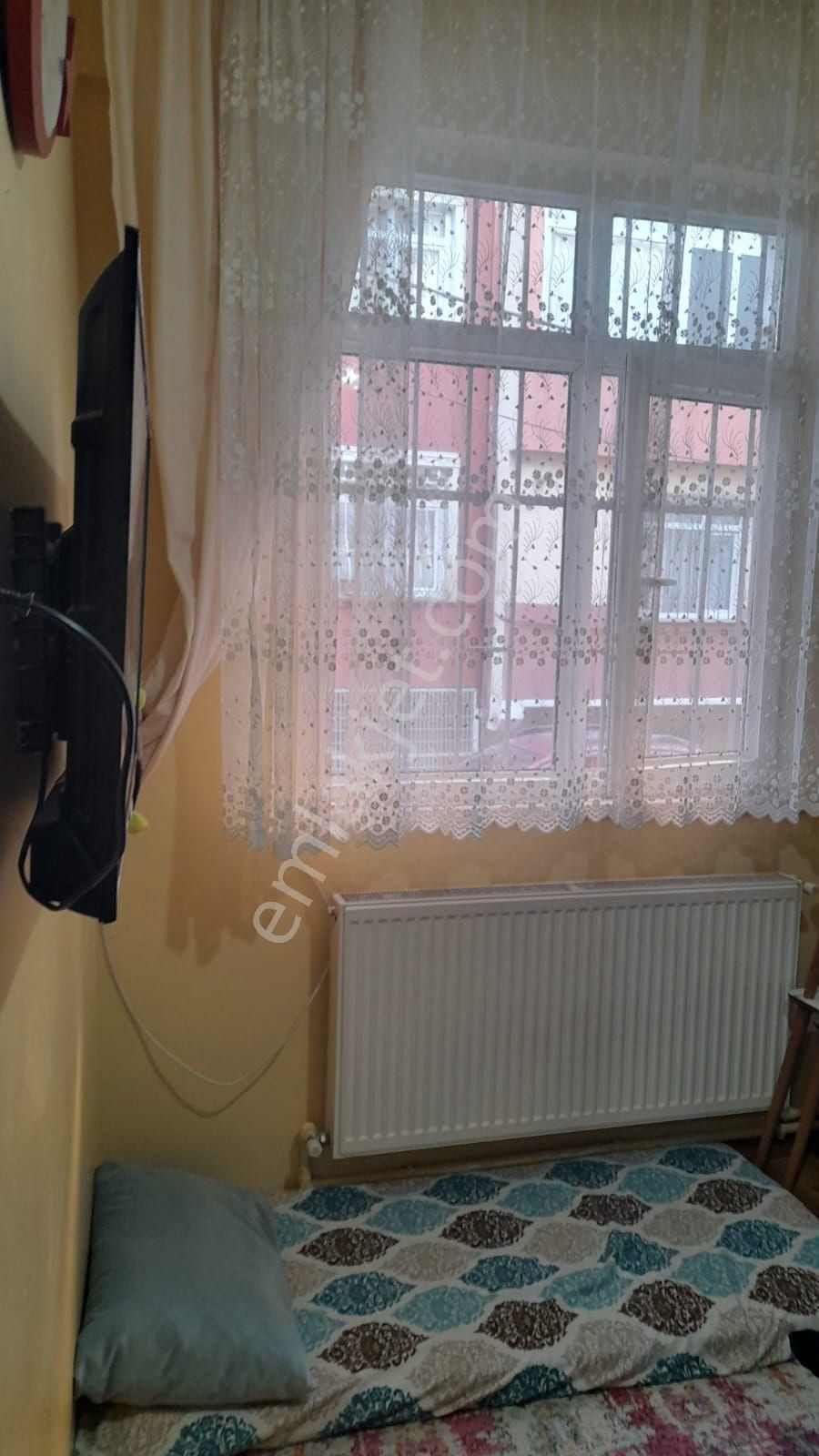 Bagcılar Mahmutbey Fatih Mah 1+1 Yüksek Giriş