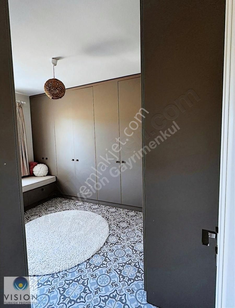 Didim Mavişehirde Tek Katlı Şömineli Havuzlu Müstakil Ev - Görsel 22