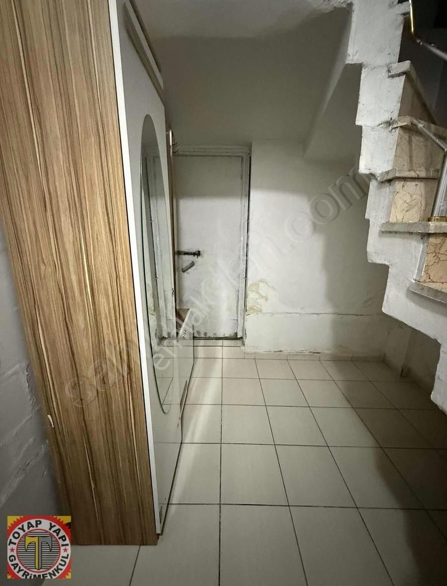 Toyap'tan 2+1 95 M2 12 Yıllık Balkonlu Satılık Bahçe Katı