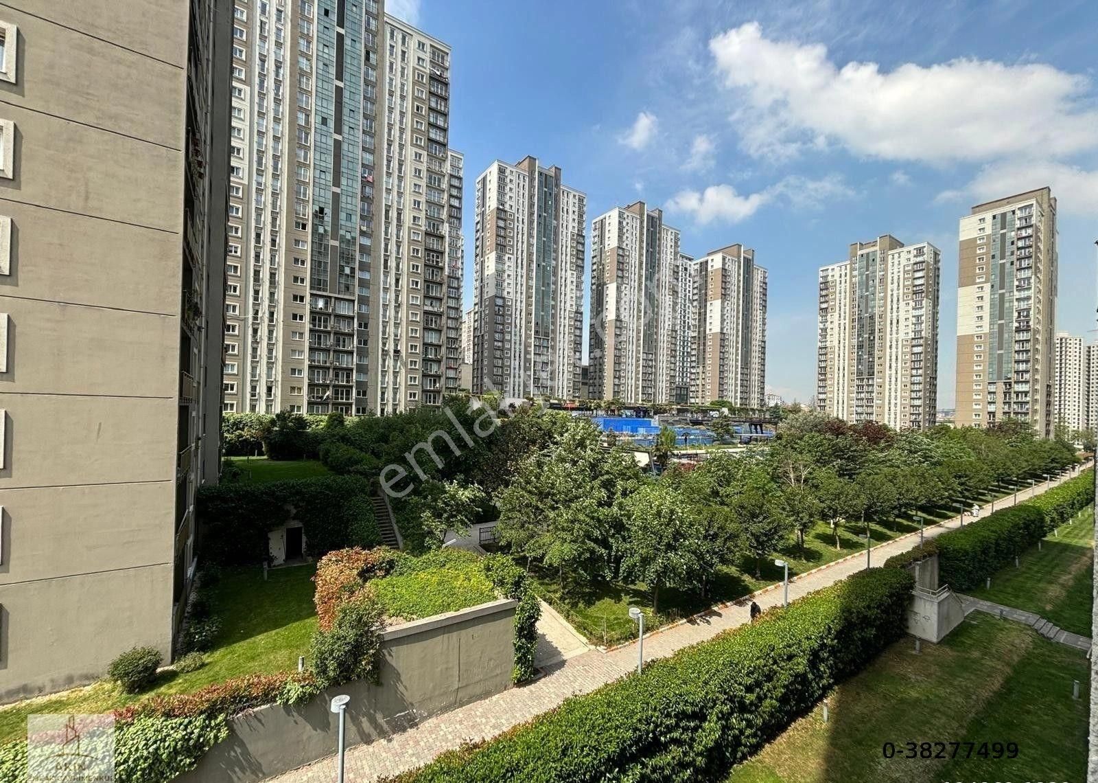 Esenyurt İnnovia 2.etap Şehir Manzaralı Eşyasız Harika 3+1 Satılık Daire