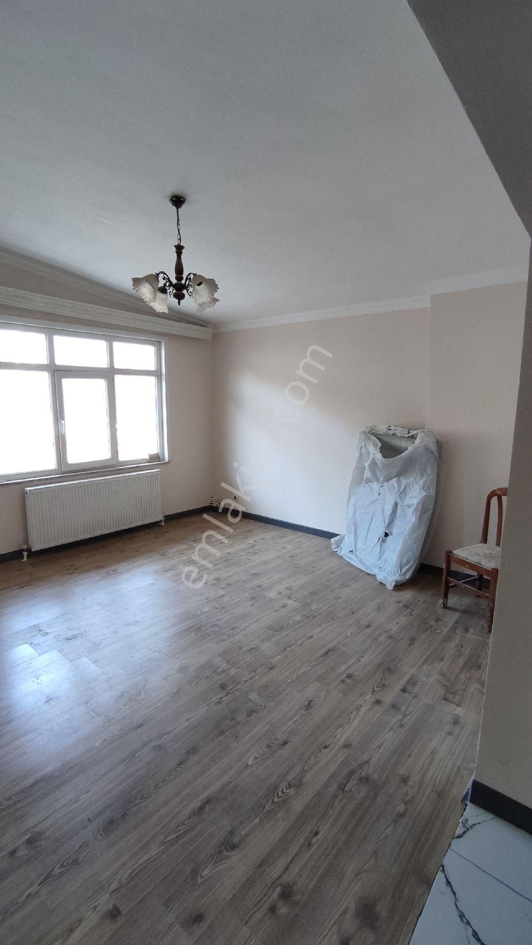 Telsizler Mahallesinde 1+1 Kiralık Yenilenmiş Daire