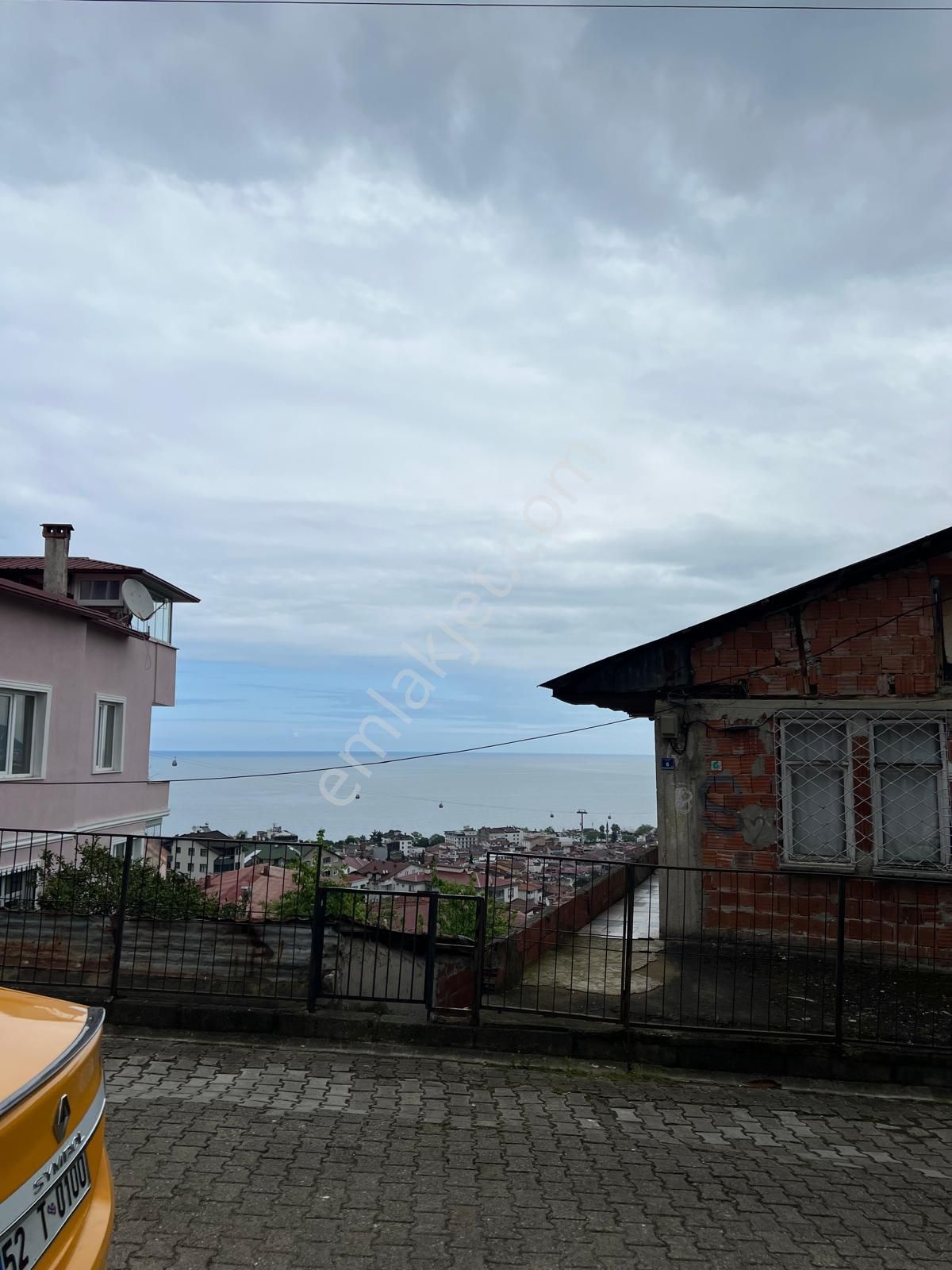 Selimiye Mahallesinde Satılık 2+1 Daire