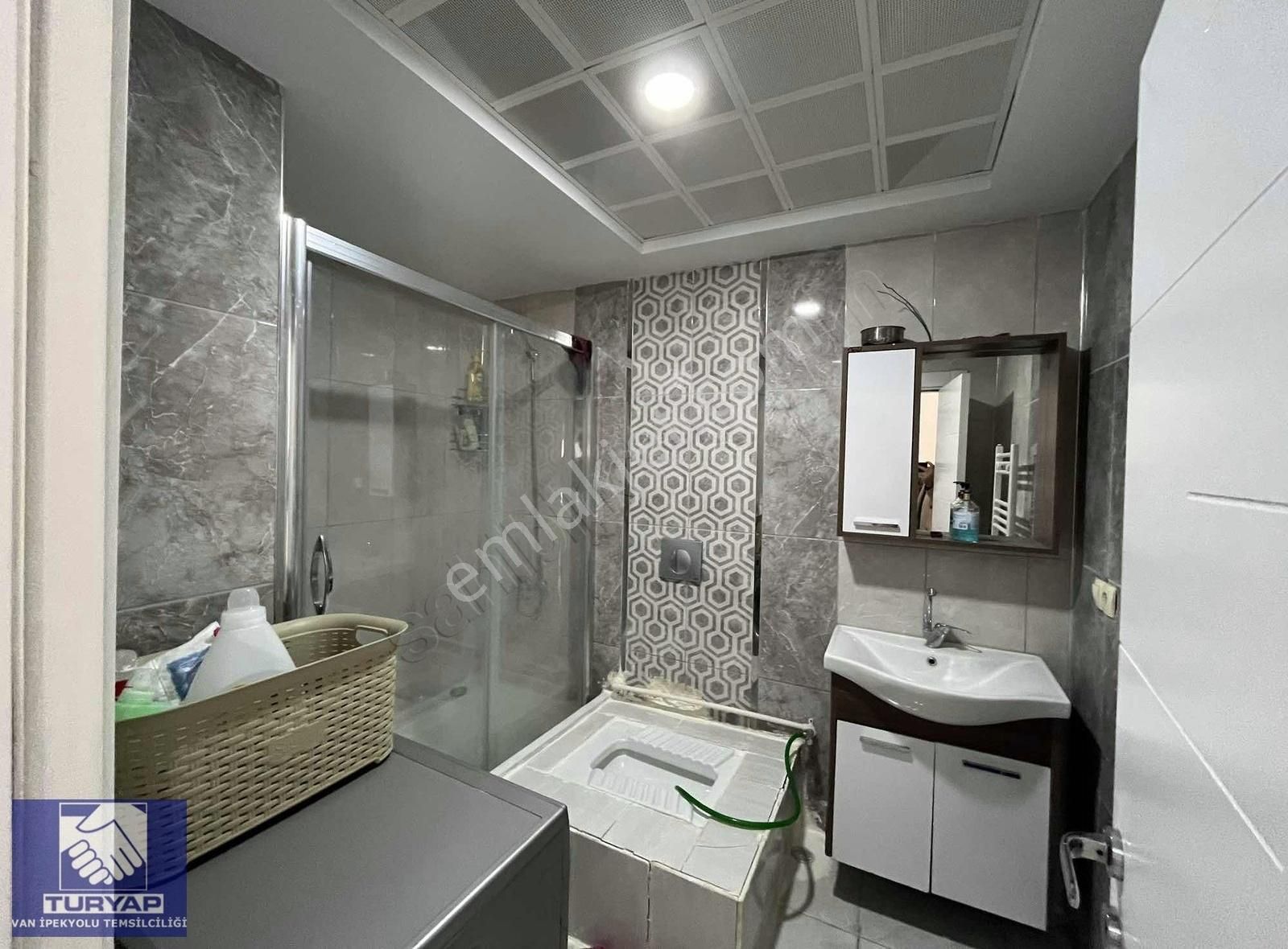 Turyap'tan Van Avm Civarı Satılık 2+1 Eşyalı Daire