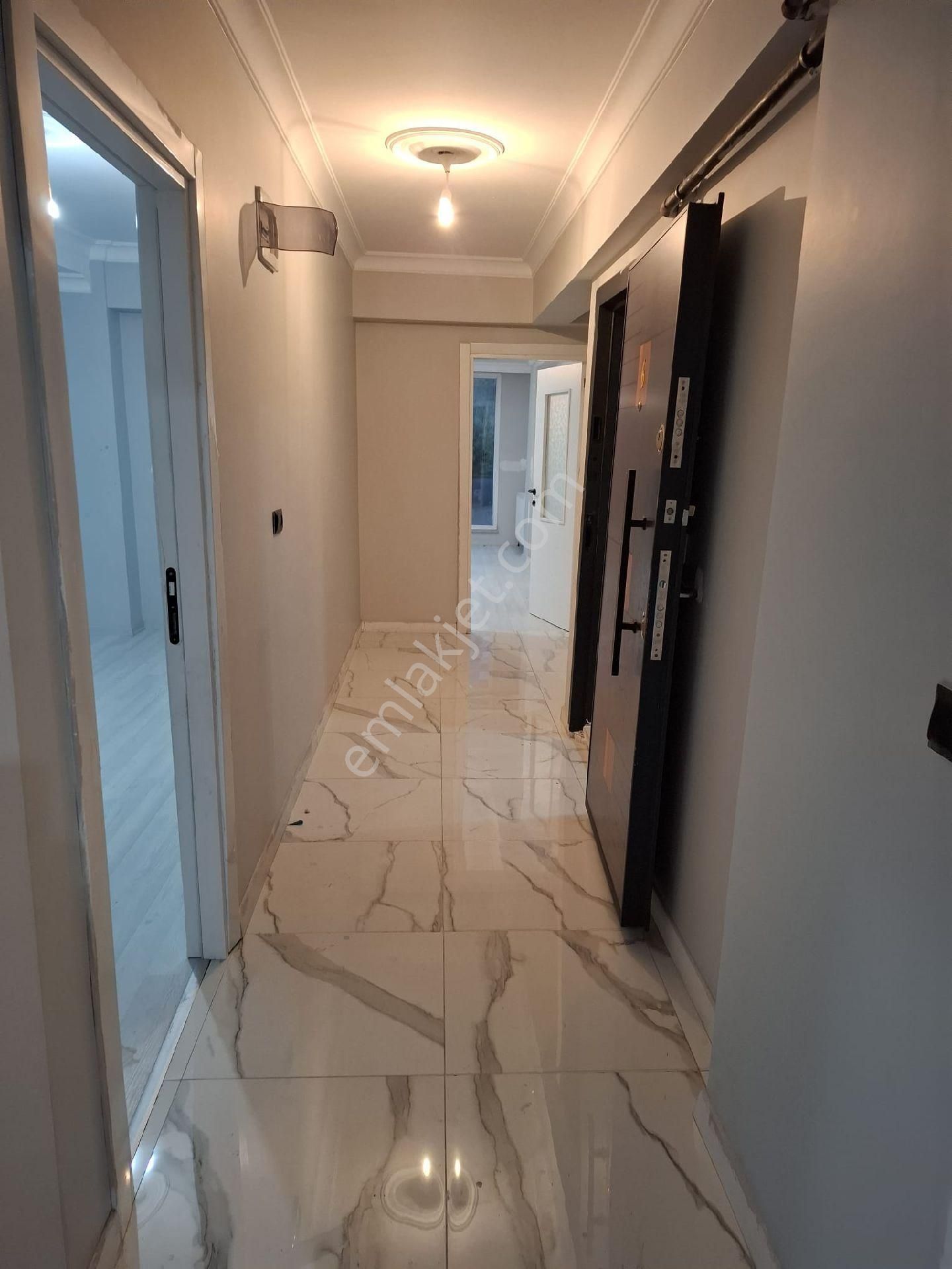 2+1 85m² Altınşehir