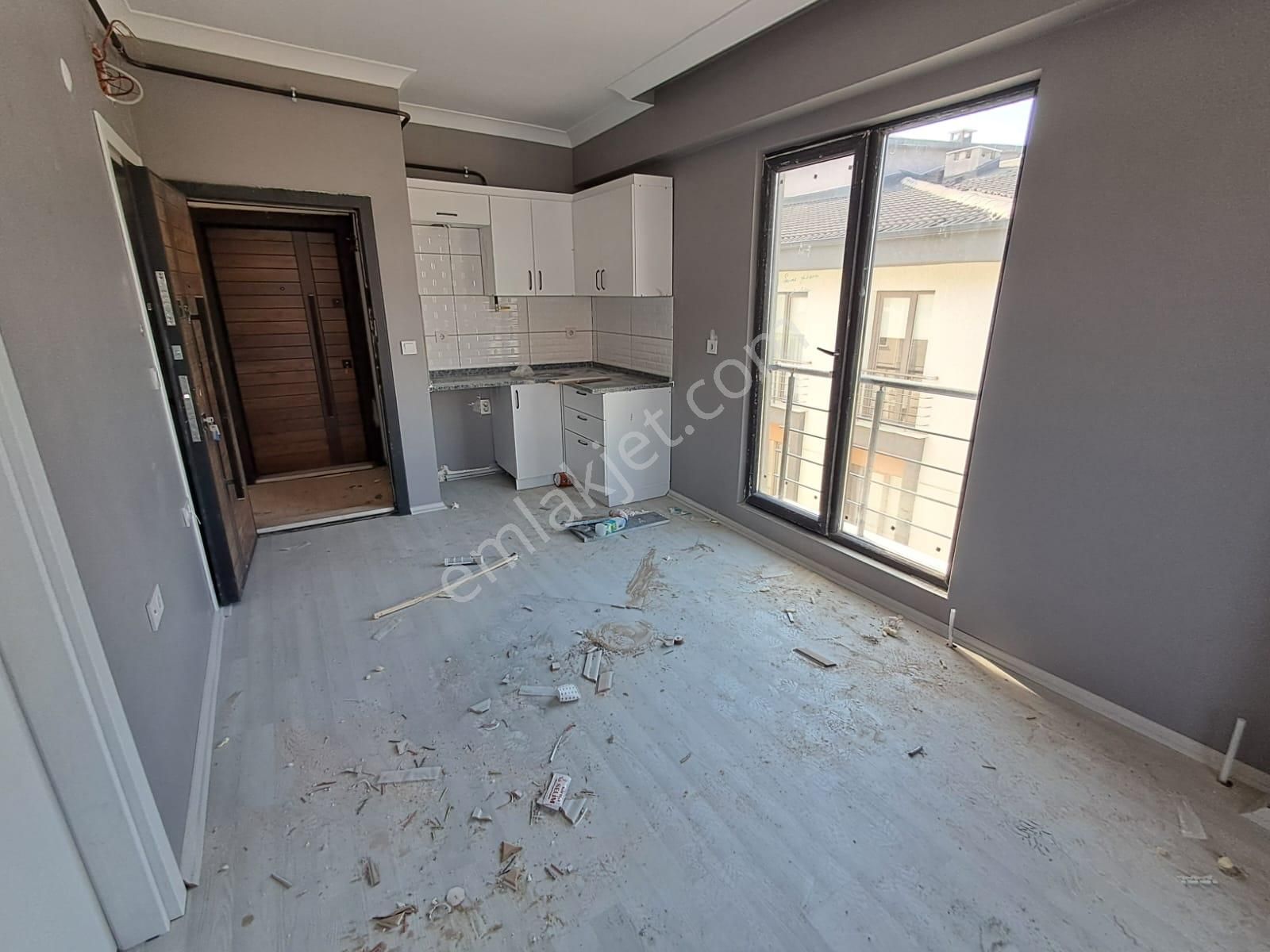 Ekşioğlu 'dan Tekirdağ Süleymanpaşa Zafer Mahallesinde 1+1 Sıfır Kiralık Daire