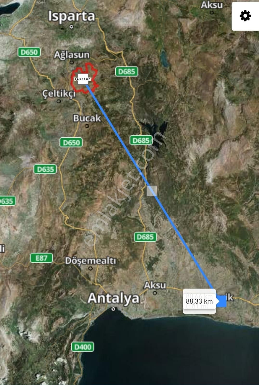 Antalya 100 Km Köye 100 M Mesafede Olan Tarlam Satılıktır.