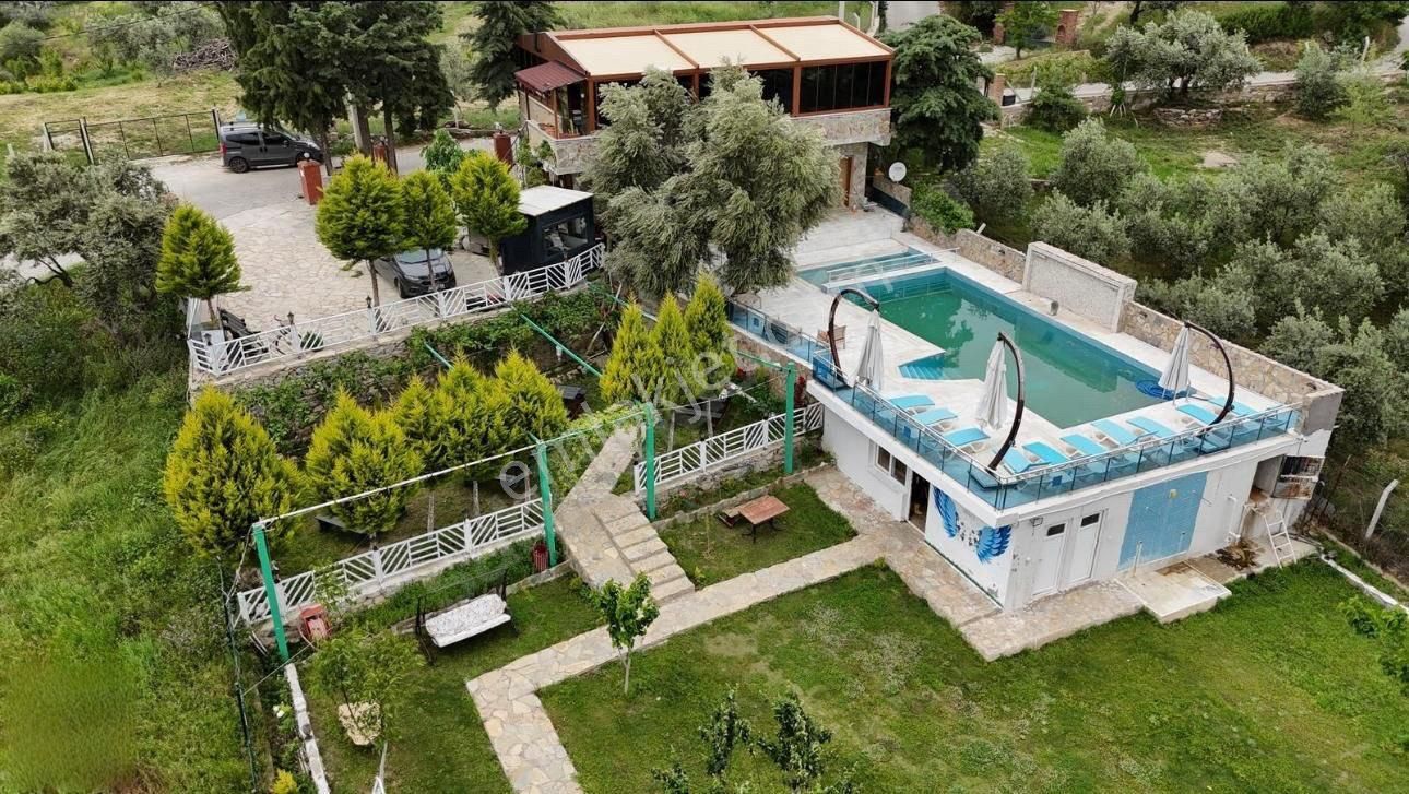 Sirincede Satılık Havuzlu 5 Dönüm İçerisinde 12 Odalı Hotel