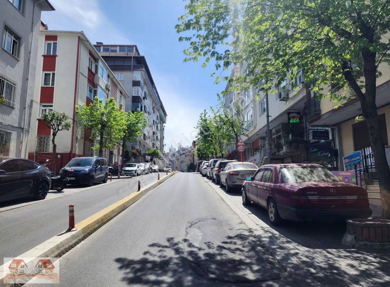 Cadde Yanı Yokuşsuz Eşyalı 1+1 Yeni Bina