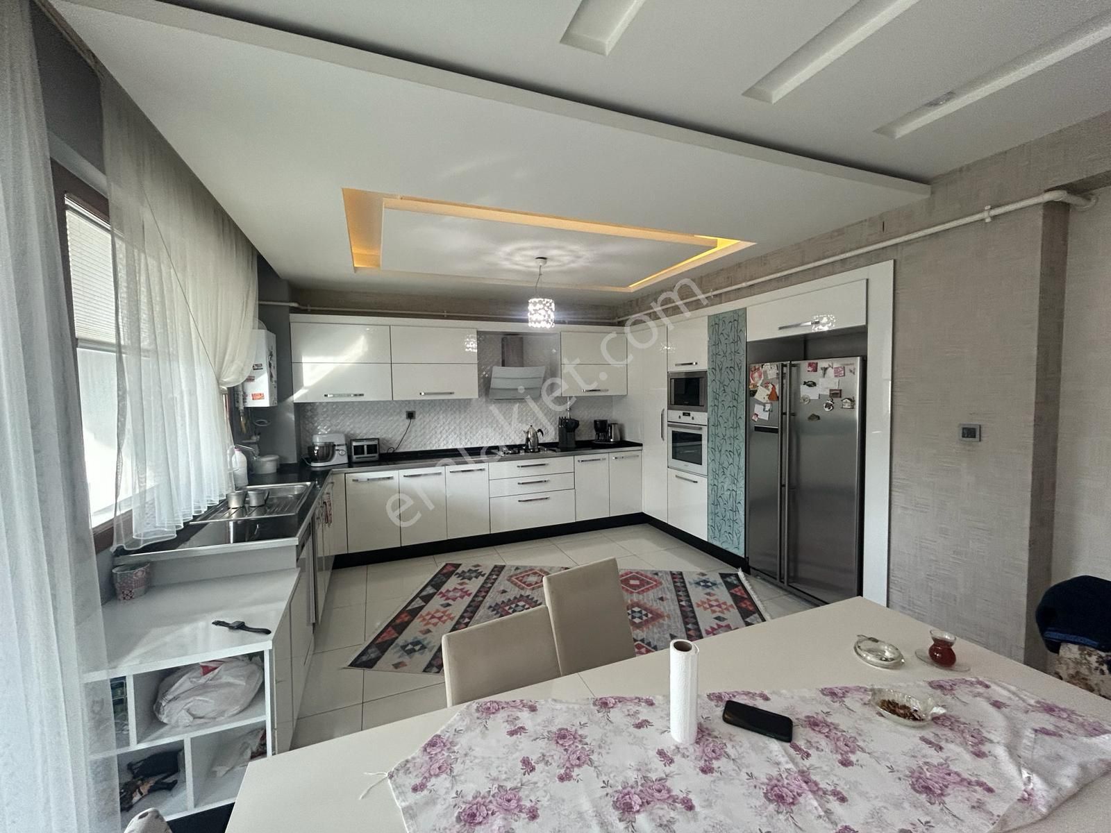 Otogar Civarı Havuzlu 4+1 Acil Satılık Lux Daire..!