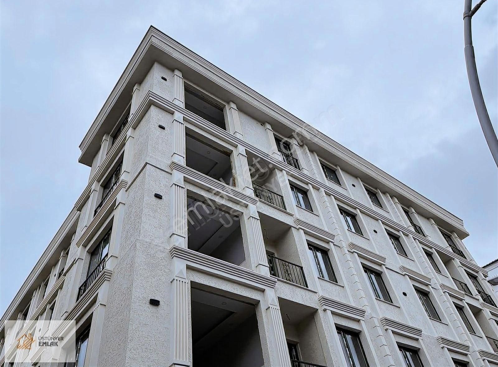 Büyükçekmece Atatürk Mahallesi Sahil'de Satılık 2+1 Sıfır Daire