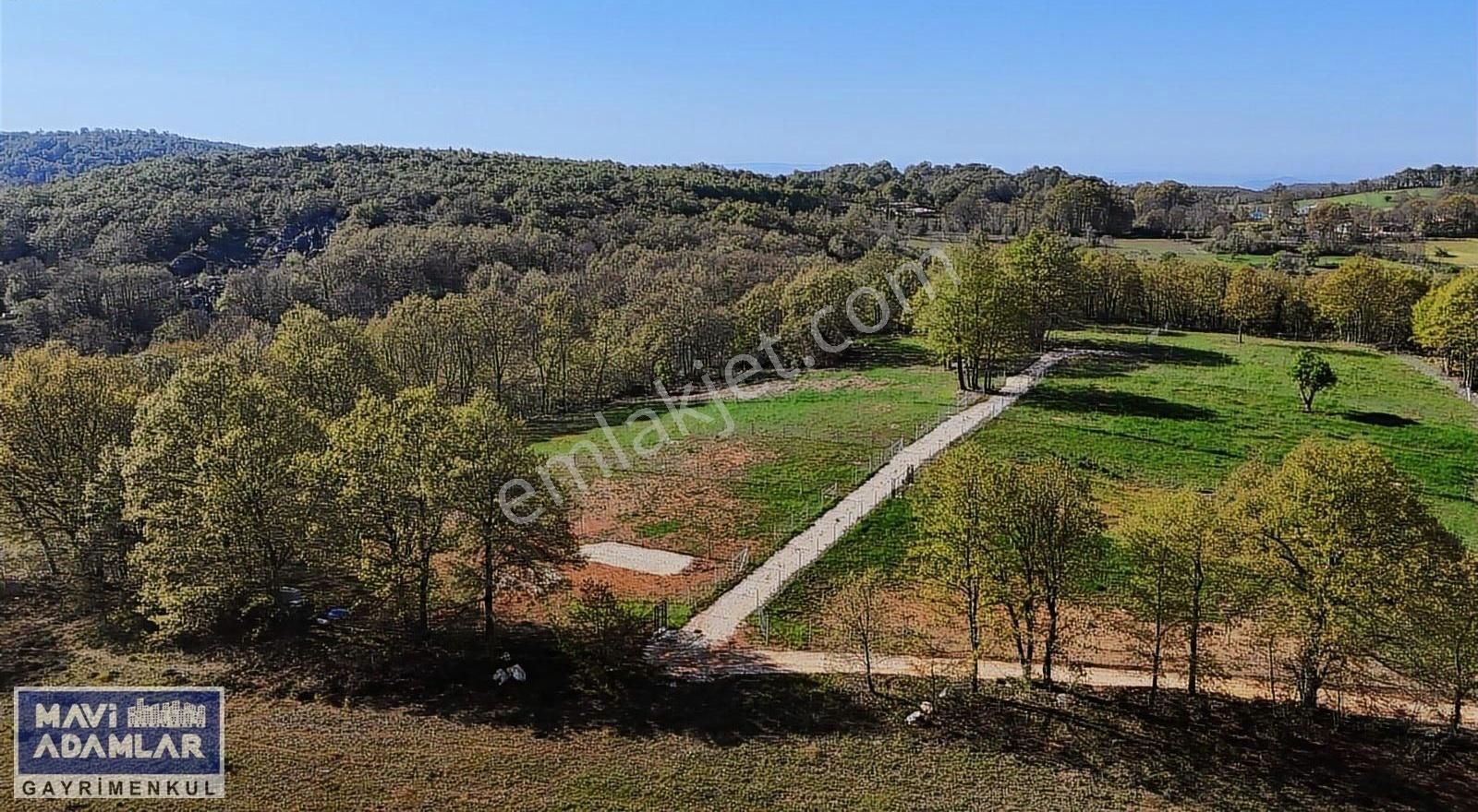 Kazanpınar'da Anayola Yakın Doğayla İçiçe - 1412 M² Bahçe