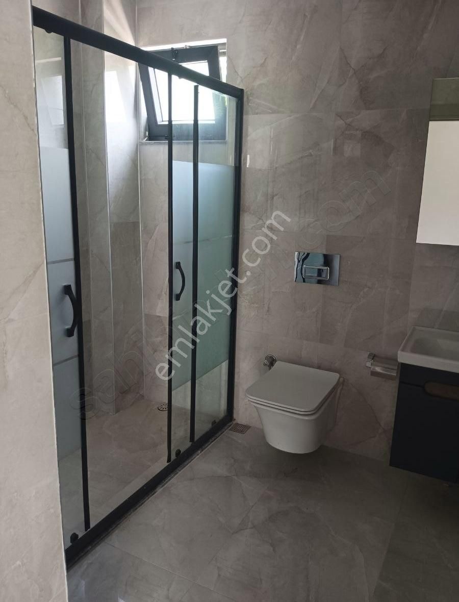 Ilıca'da Satılık 2+1 Yüksek Giriş
