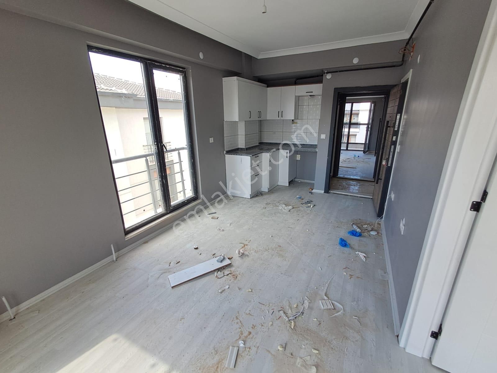 Ekşioğlu 'dan Tekirdağ Süleymanpaşa Zafer Mahallesinde 1+1 Kiralık Daire