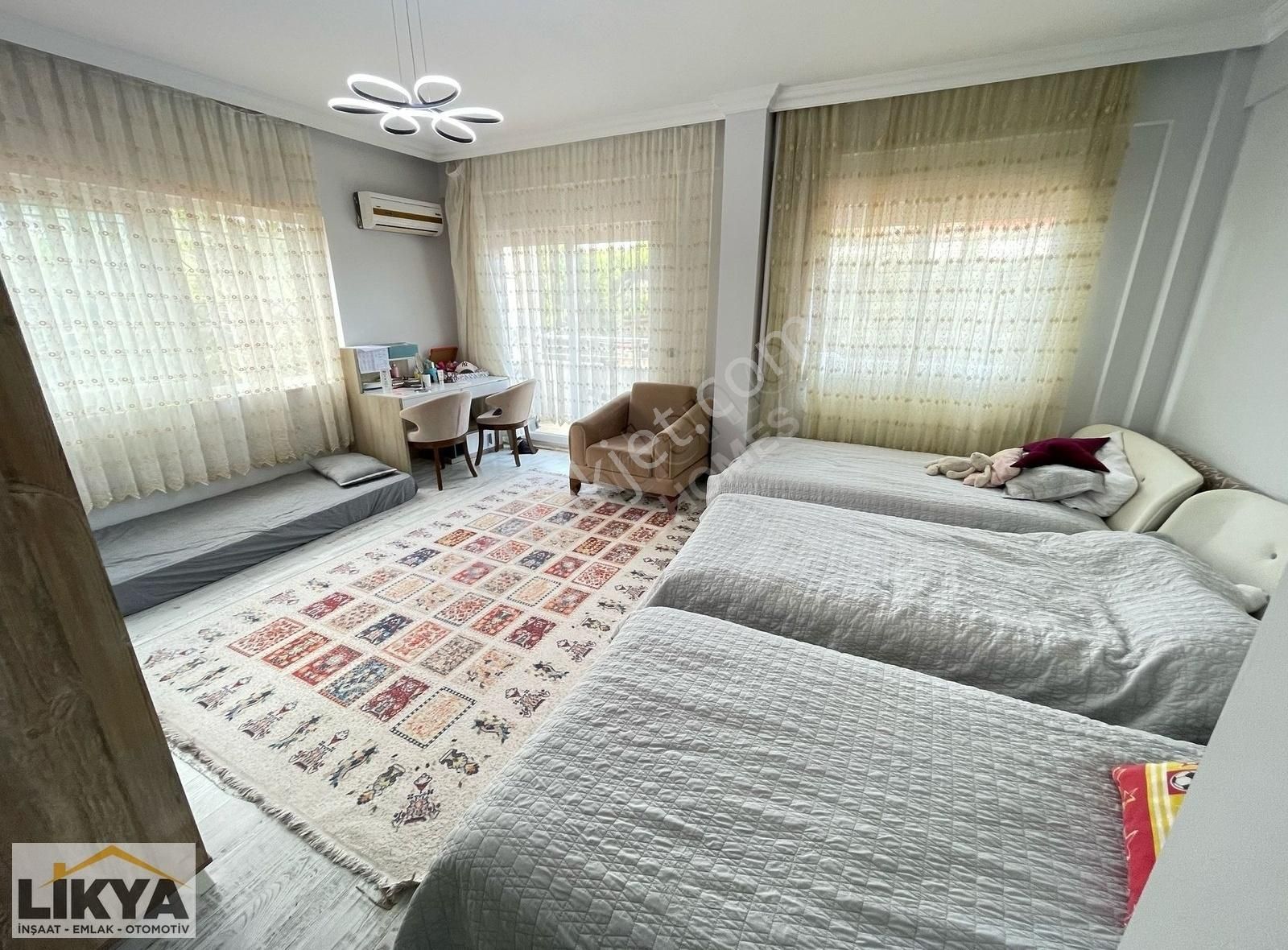 Fethiye Patlangıçta Havuzlu Sitede 4+1 Dubleks Satılık Daire: - Görsel 2