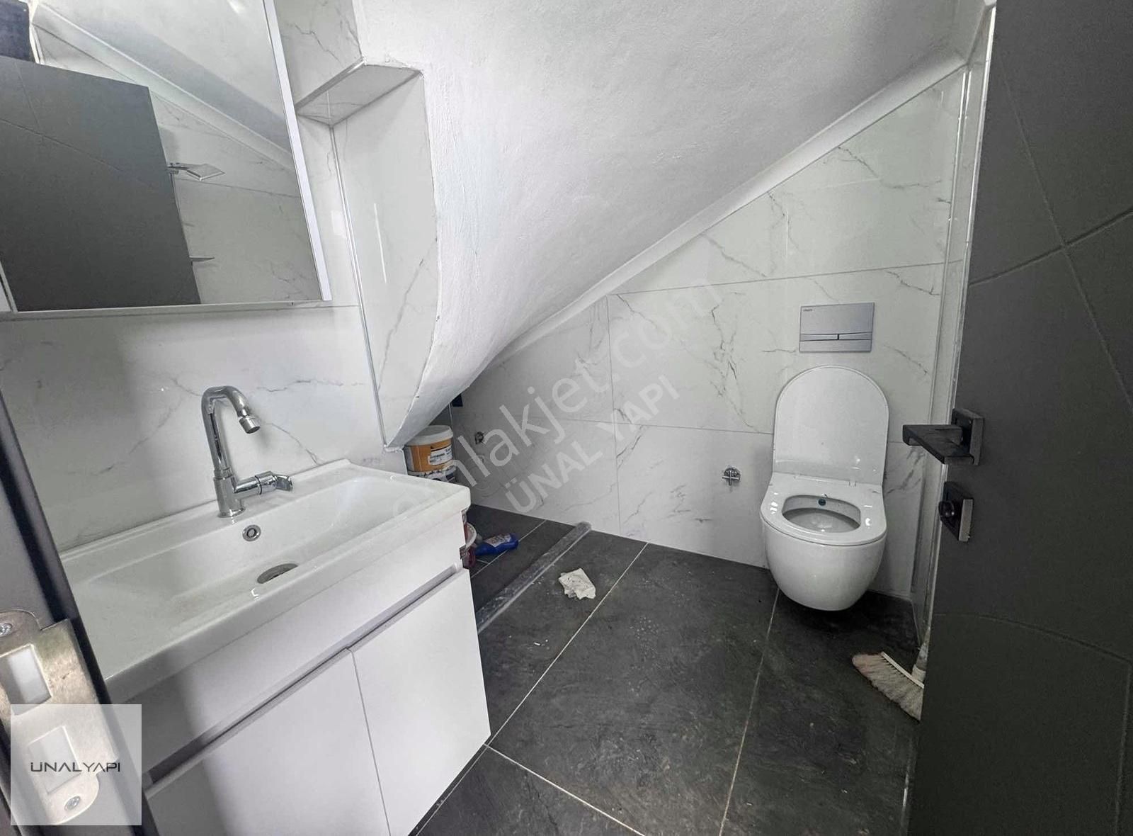 Müstakil Otopark, Havuz, Bahçe Jakuzi, Hamam Ve Sauna 5+1 Villa - Görsel 3