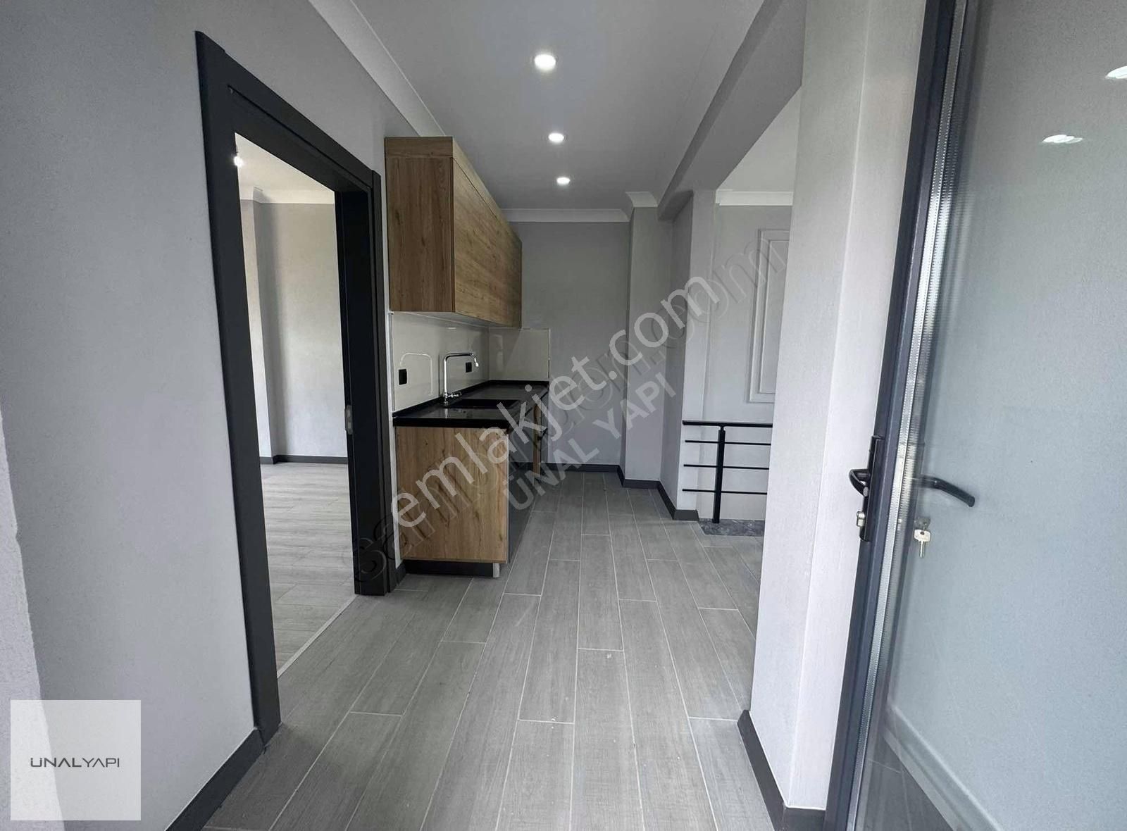 Müstakil Otopark, Havuz, Bahçe Jakuzi, Hamam Ve Sauna 5+1 Villa - Görsel 15