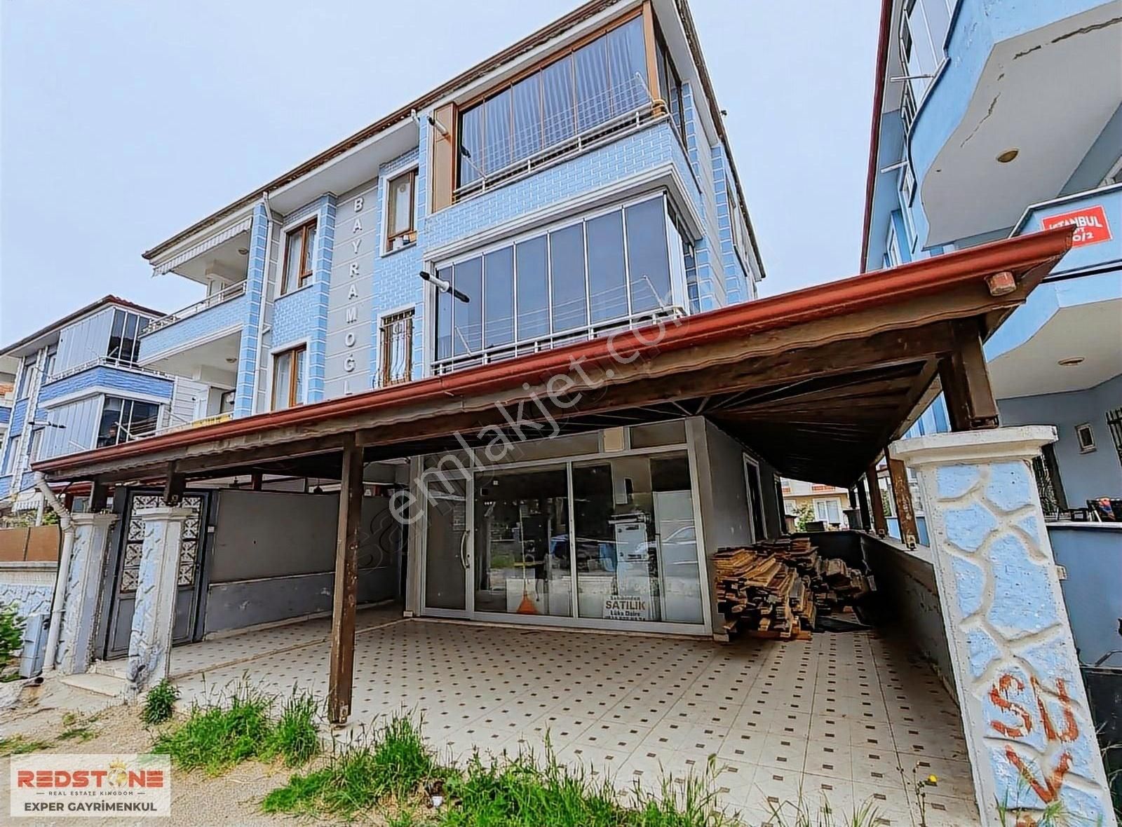 Karasu 32 Evler Mevkiin'de Müstakil Girişli 2+1 Daire