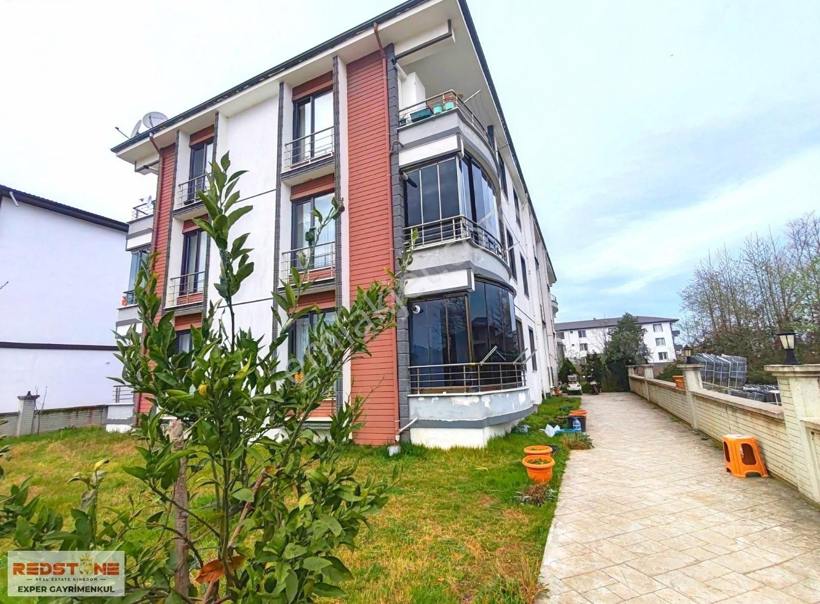 Redstone Emre Ülev'den Ayrı Mutfaklı Geniş 2+1 Daire