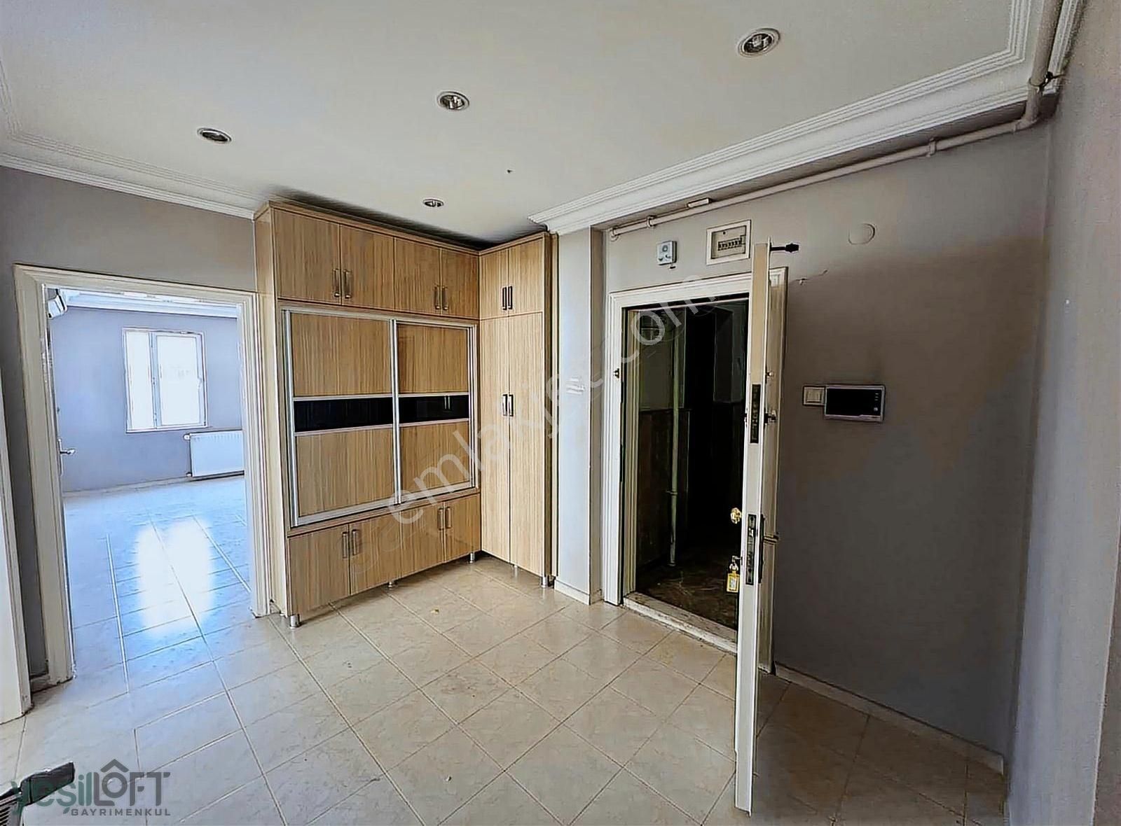 Haliliye,ipekyolu Üzeri Bakımlı 4+1 Satılık Daire