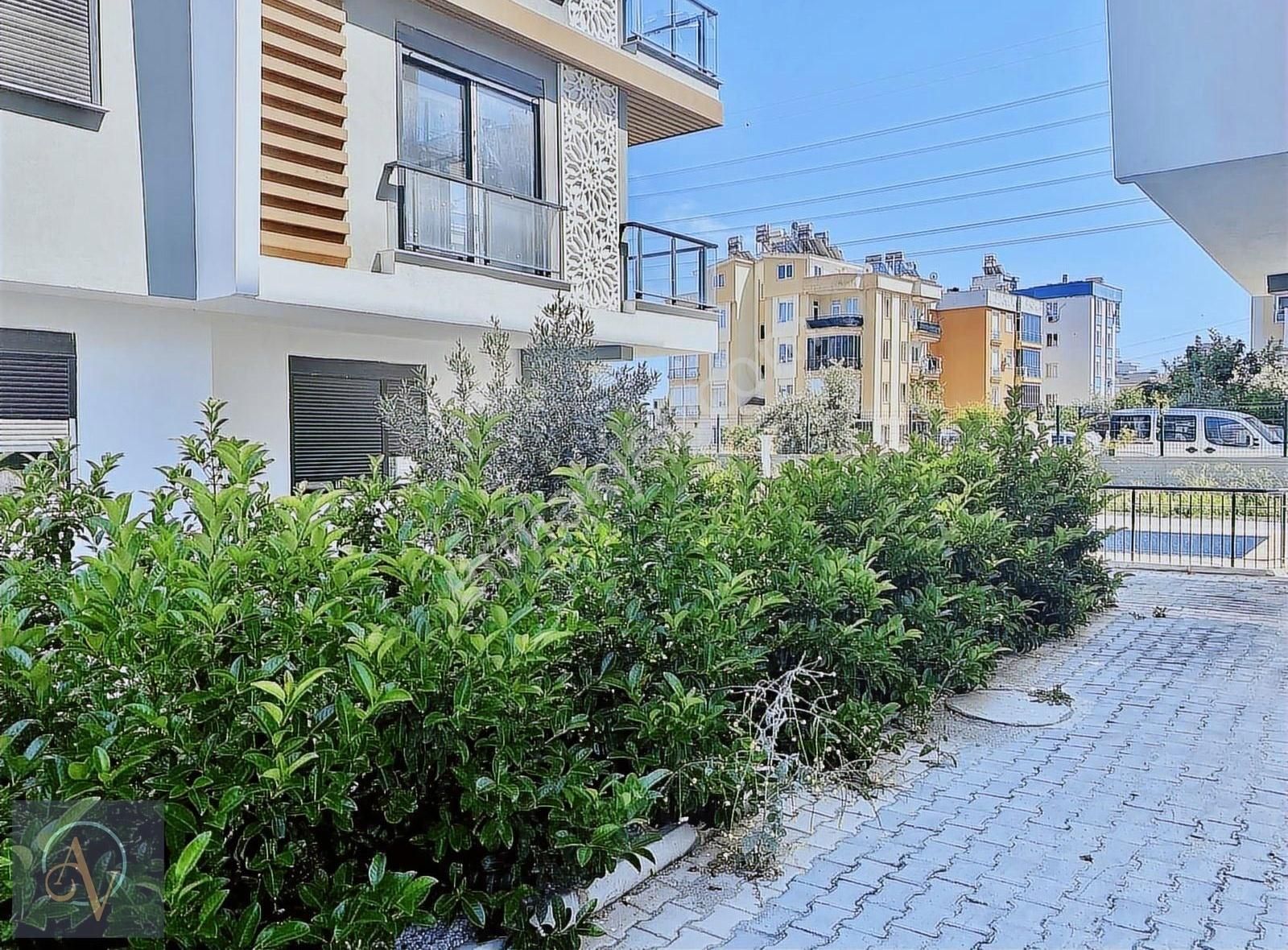 Yatırıma Değer Sıfır 2+1! Site İçinde, Havuzlu, Ferah Daire