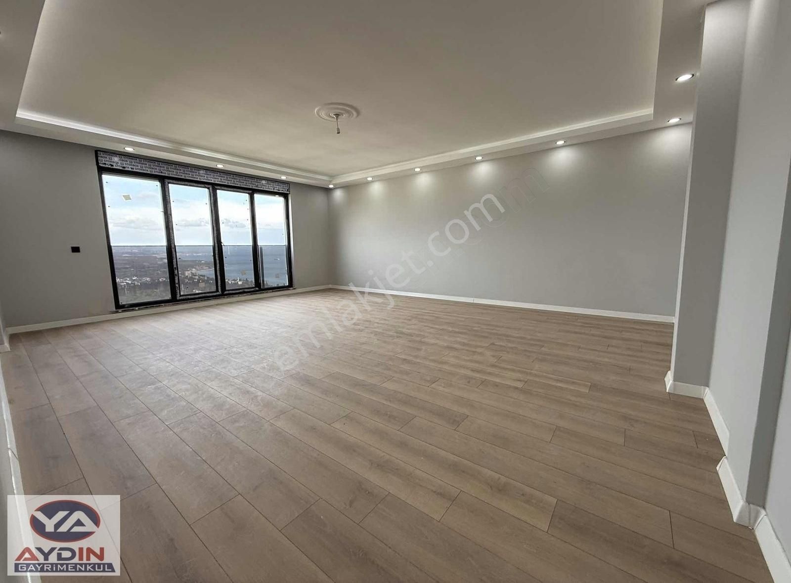 Darıca Fevziçakmak 3+1 Ultra Lüks Satılık Deniz Manzaralı Daire