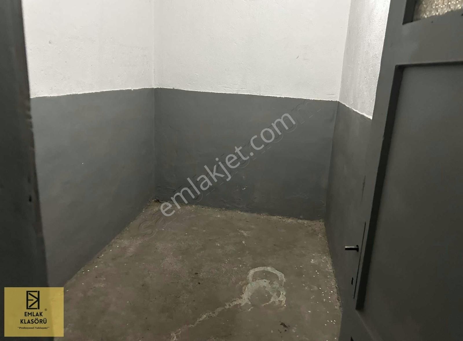 Merkez Artvin Sanayide Müstakil Tapulu 220 M3 3 Kat İş Yeri - Görsel 4