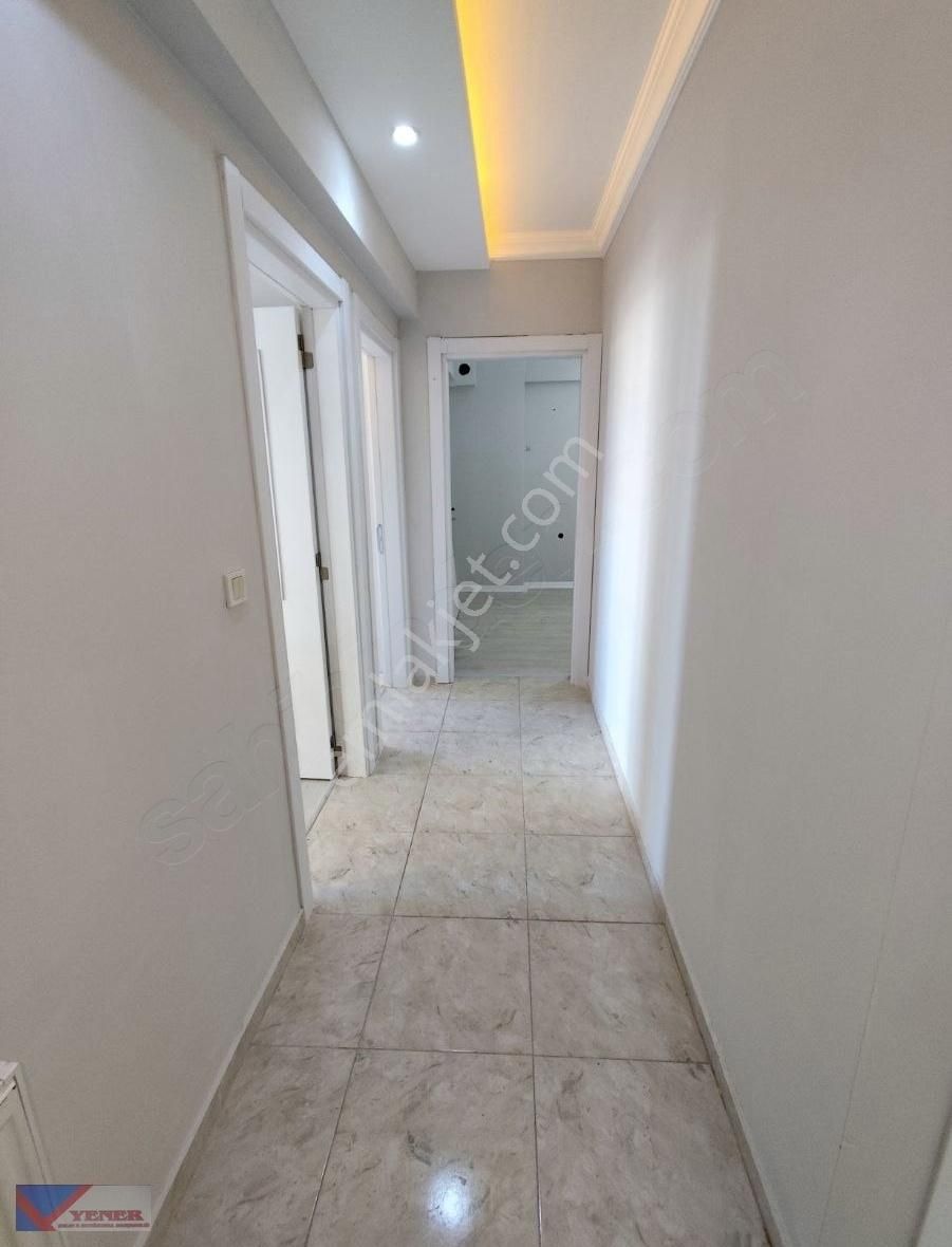Muradiye Merkezde 2+1 Kapalı Mutfak Arakat Satılık Daire