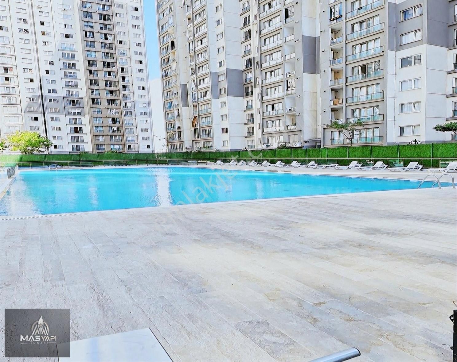 Satılık Daire Esenyurt Site İçerisinde Havuzlu Kelepir Fiyata !