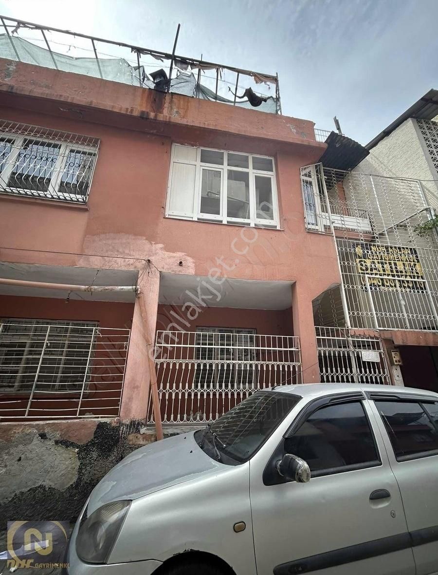 Nur Aslandan Yüreğir Yavuzlarda Komple Satılık Müstakil Ev