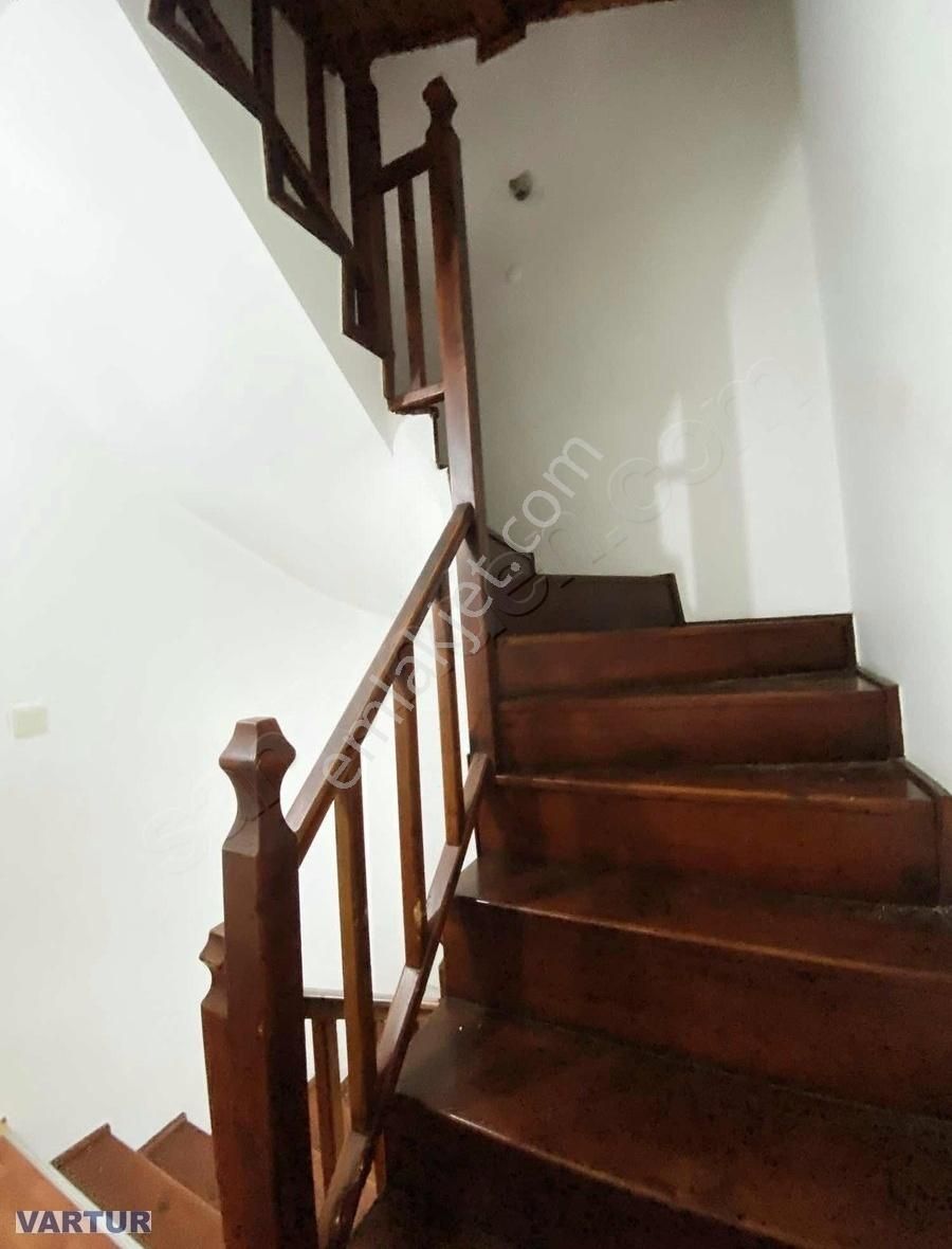 Yeni Mahalle'de Satılık Birleşik Nizam Villa