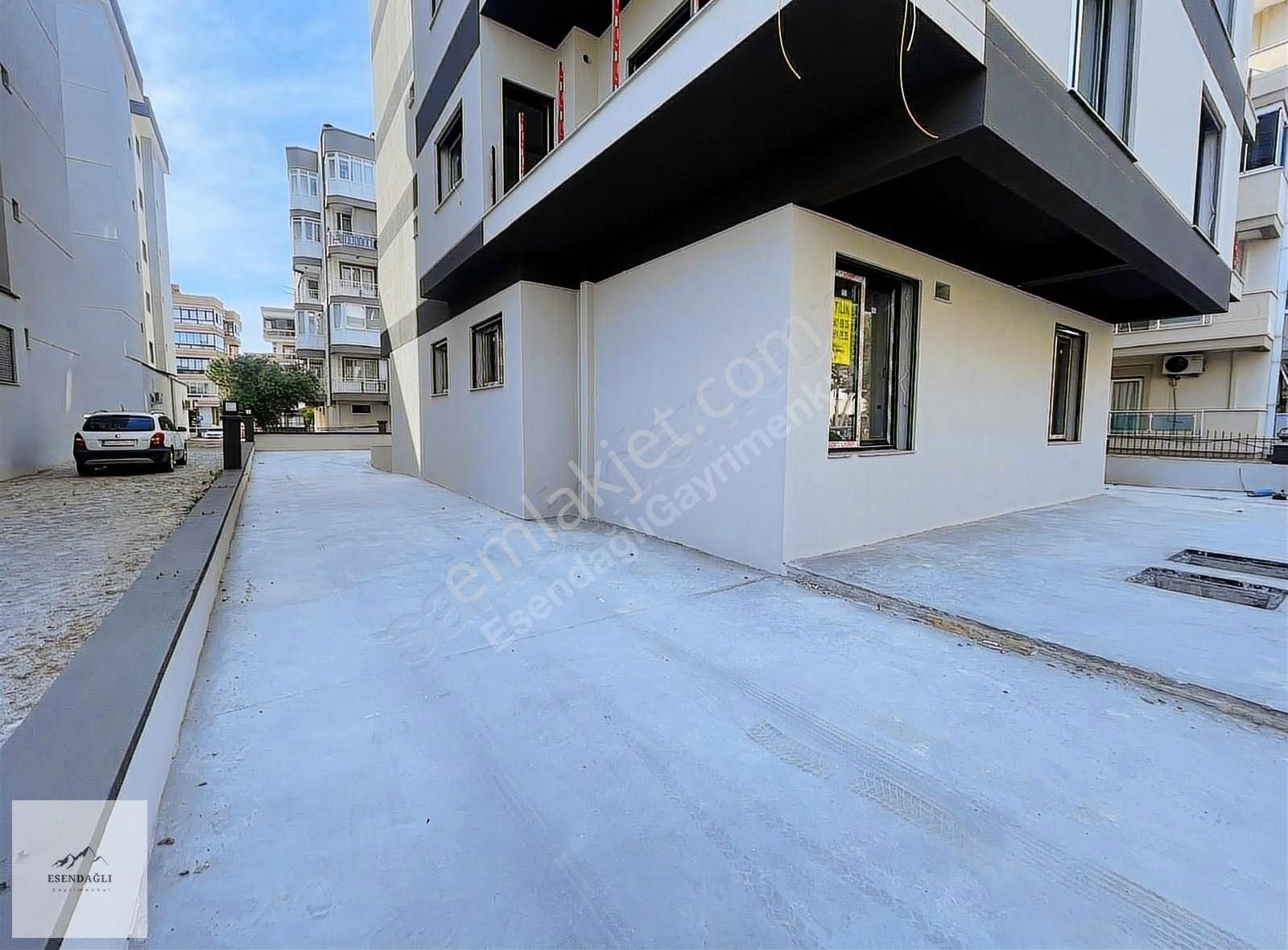Esendağlı'dan Lüks 2+1 Yüksek Giriş Açık Mutfaklı Satılık Daire