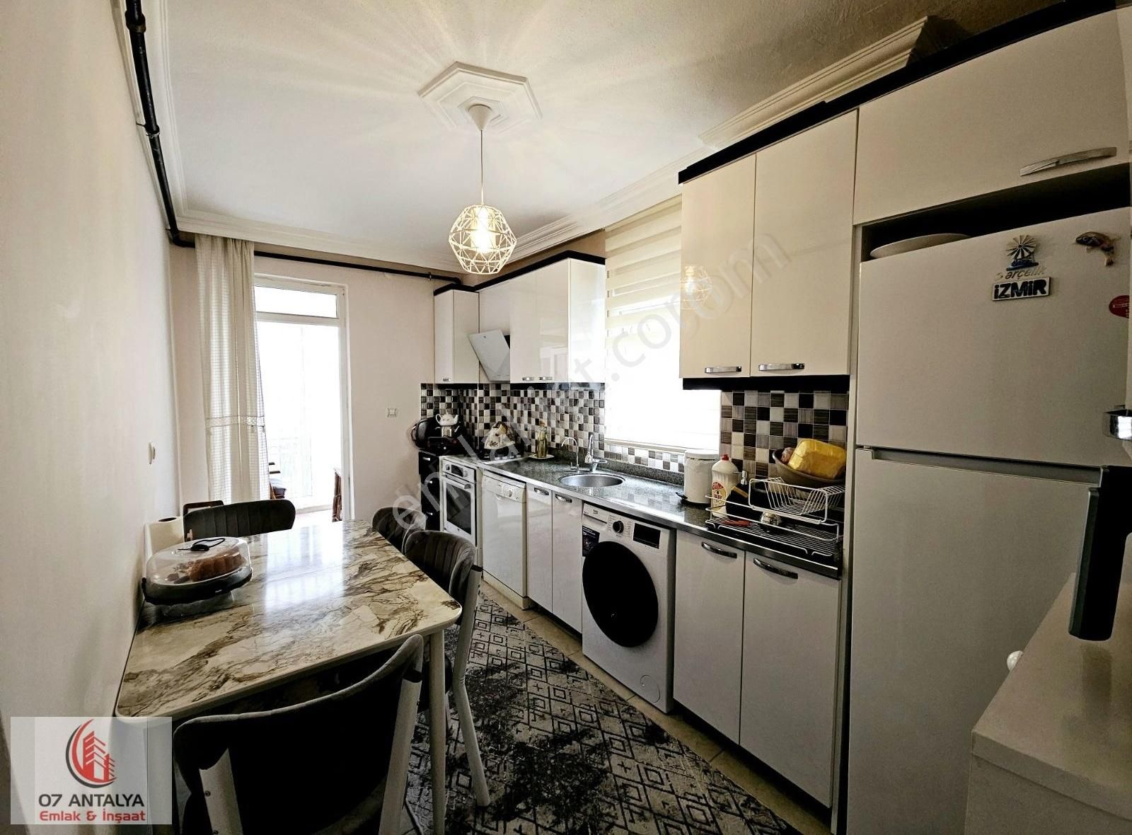 Dünyagöz Karşıyakada 3+1 130m2 Asansörlü Doğalgazlı Gdk Cephe