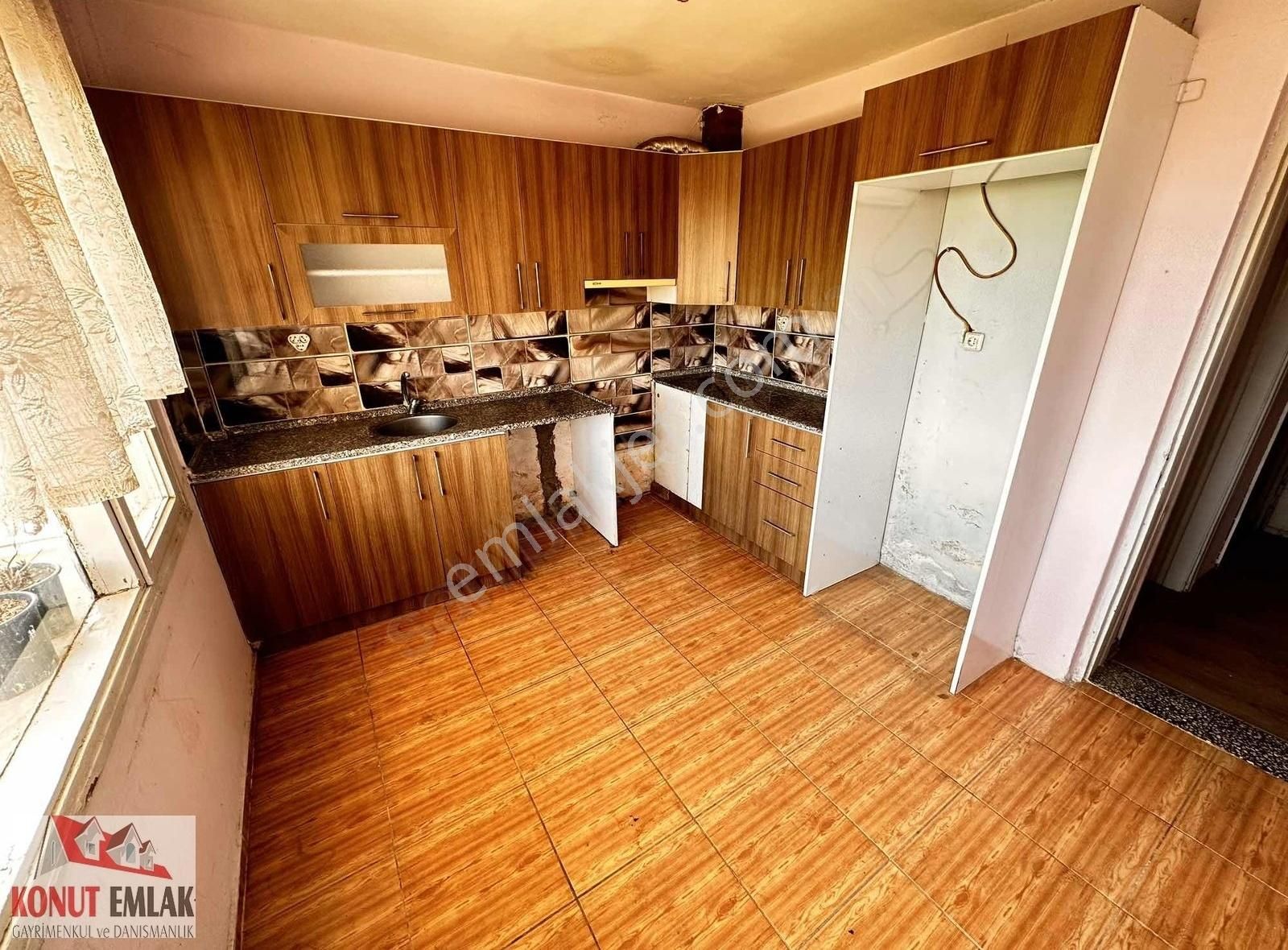 Konut Emlaktan Dallıcada Cadde Üzeri 3+1 Kiralık Daire